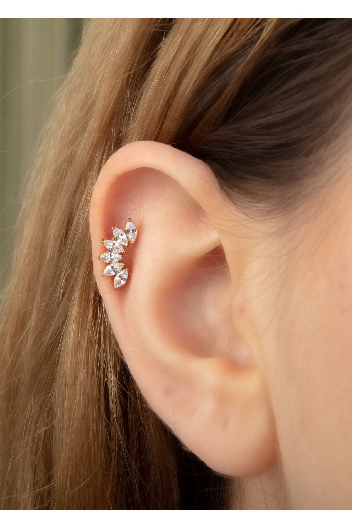 Home Sihra Accessories Zirkon taşlı piercing tragus helix kıkırdak gold renk premium seri