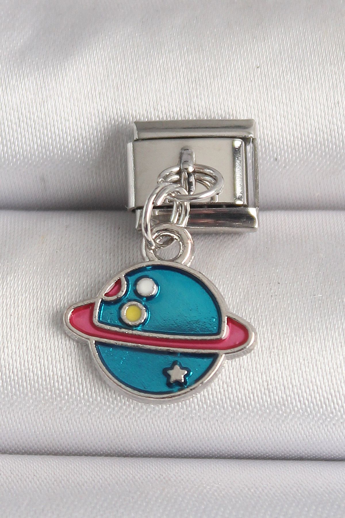 callerrons accessories Gümüş Renk Mavi Satürn Model Nomination Charm - EBJ250501W32855
