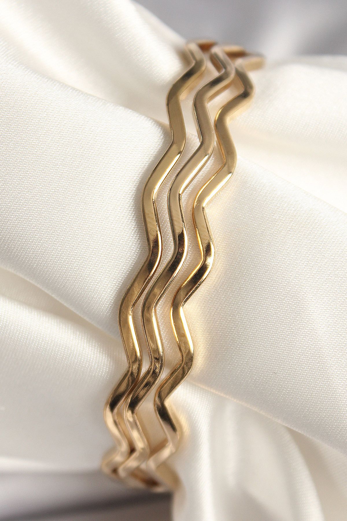 callerrons accessories Gold Renk Ajda Model Kadın Bileklik - EBJ250501W32799