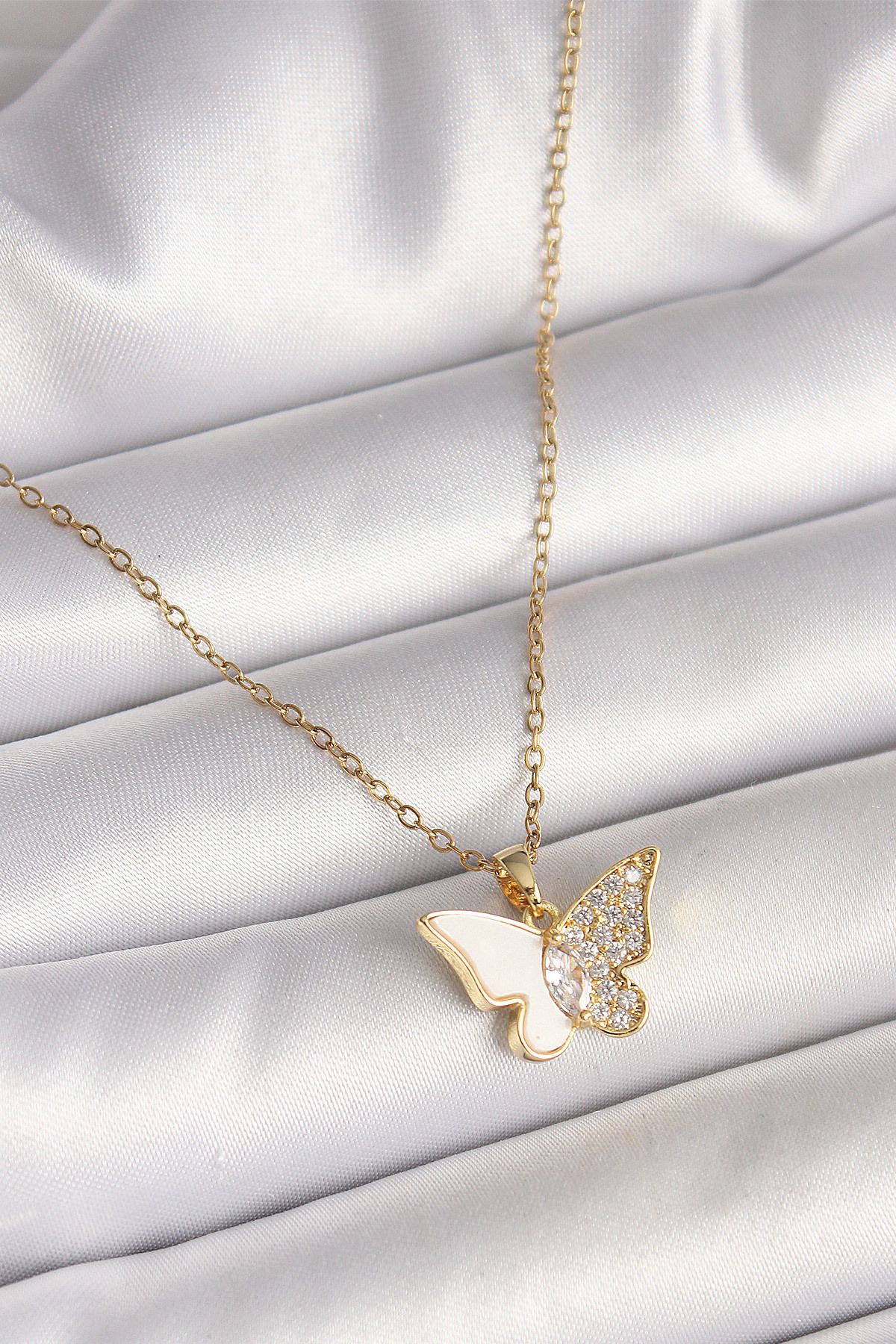 callerrons accessories Gold Renk Zincir Zirkon Taşlı Beyaz Mineli Kelebek Model Kadın Kolye - EBJ250501W32718