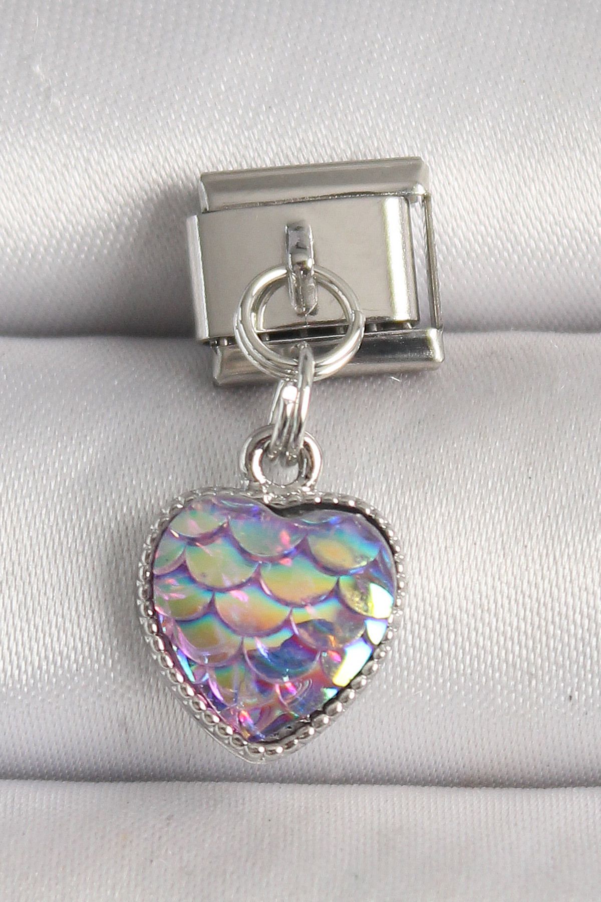 callerrons accessories Gümüş Renk Mor Pullu Kalp Model Nomination Charm - EBJ250501W32881