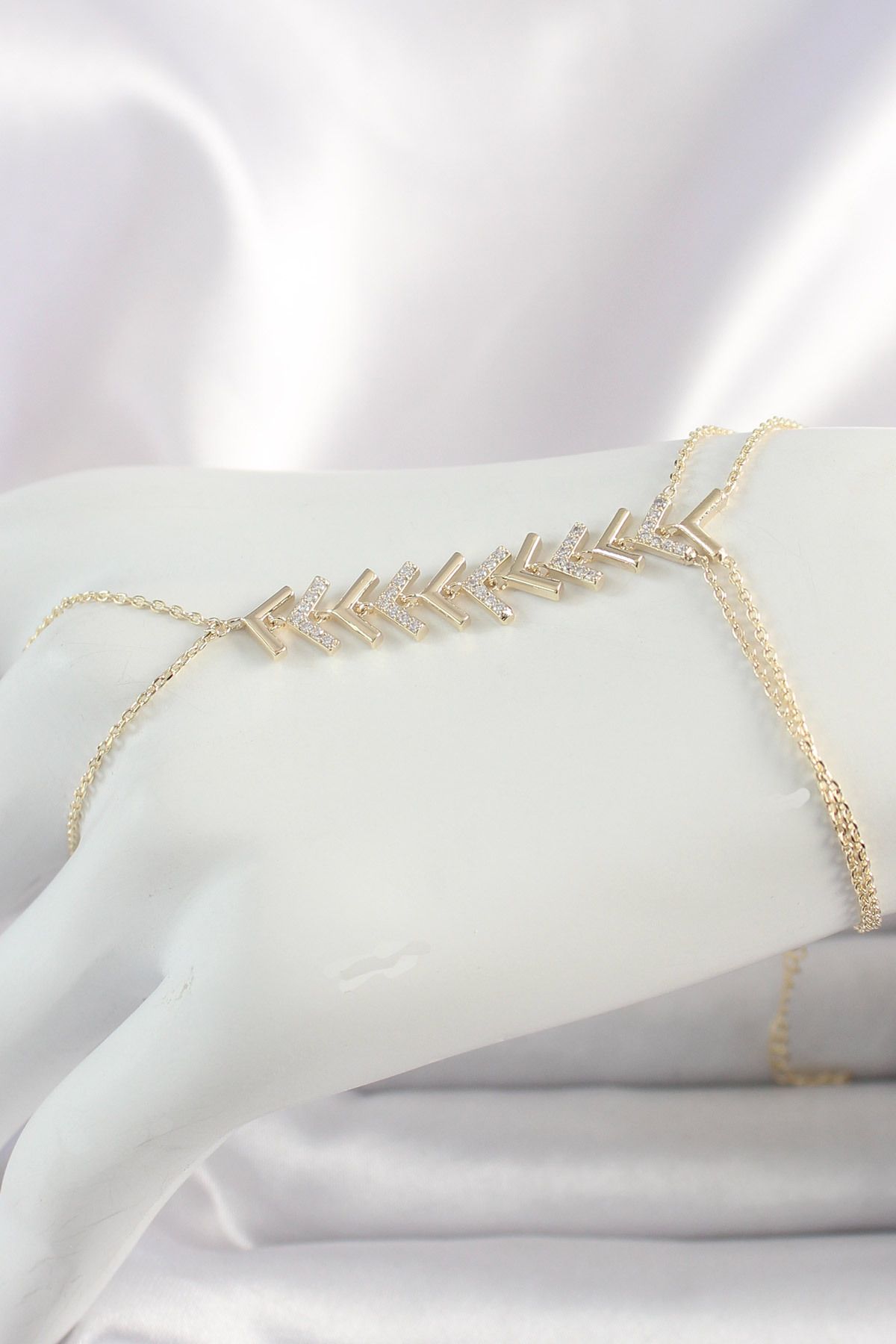 callerrons accessories Pirinç Gold Renk Zirkon Taşlı V Model Kadın Şahmeran - EBJ250501W33500