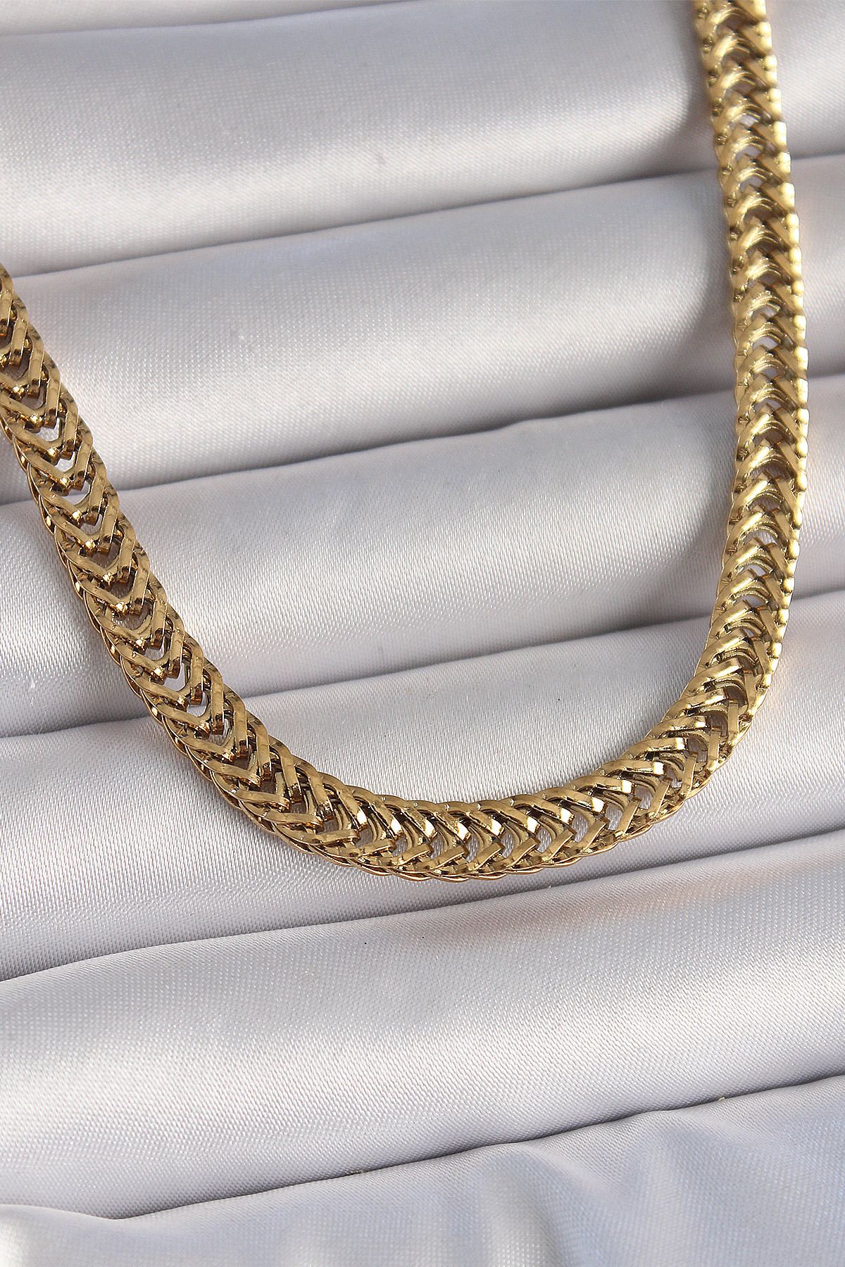 callerrons accessories Gold Renk Balık Sırtı Model Kadın Kolye - EBJ250501W33563