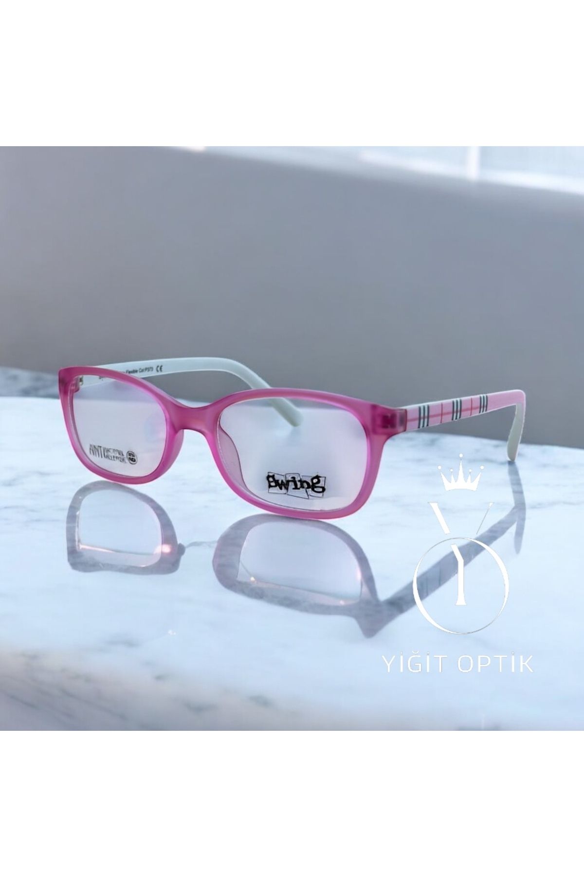 Swing Tr253 p373 46-16-130 Çocuk optik cam uyumlu gözlük 3-4 yaş Demo camlı ( KIRILMAZ )