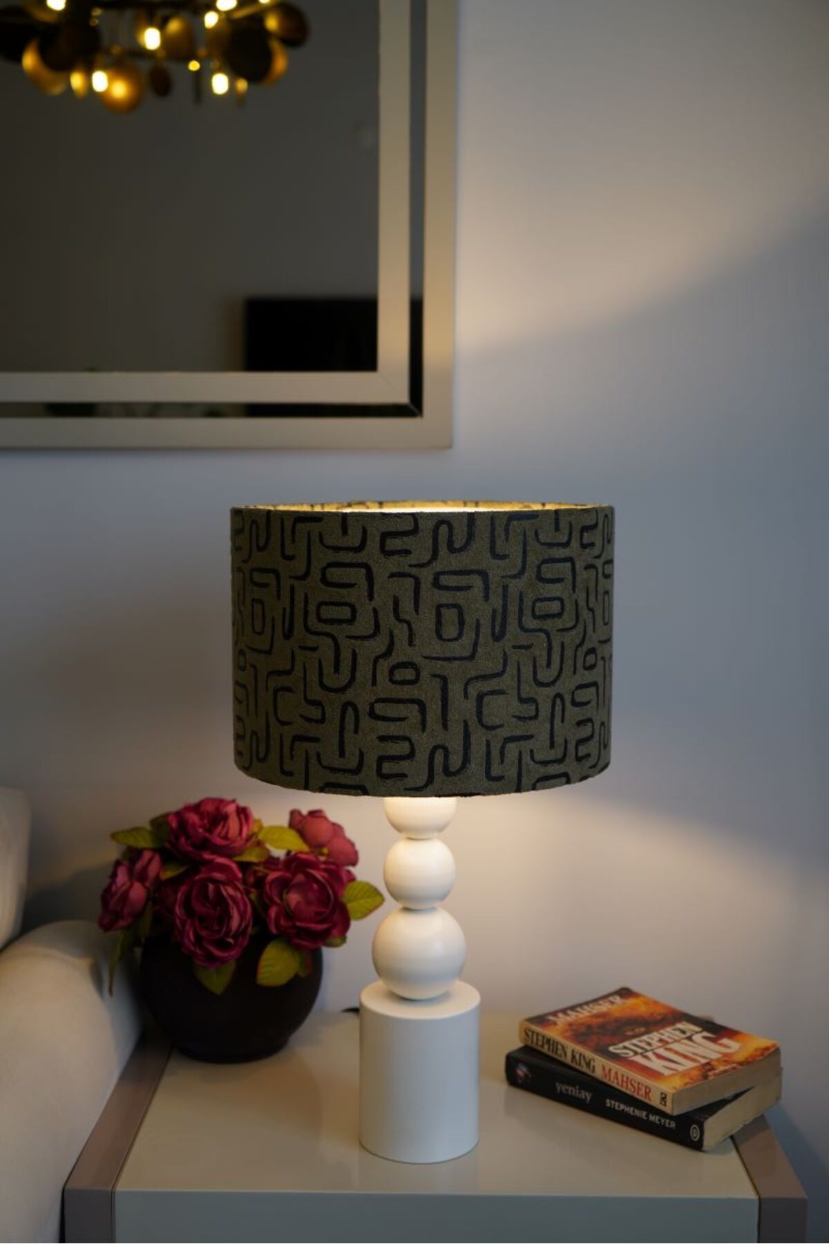 retro home design Özel Krem Ayaklı Kadife Kumaş Silindir Labirent Desenli Dekoratif Abajur Yatak Odası Salon