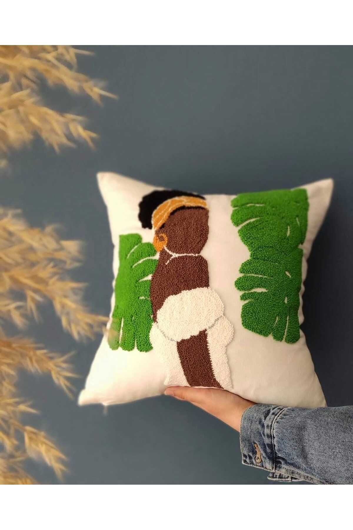 Home Punch Afrikalı Kız Desenli Dekoratif Kırlent Kılıfı
