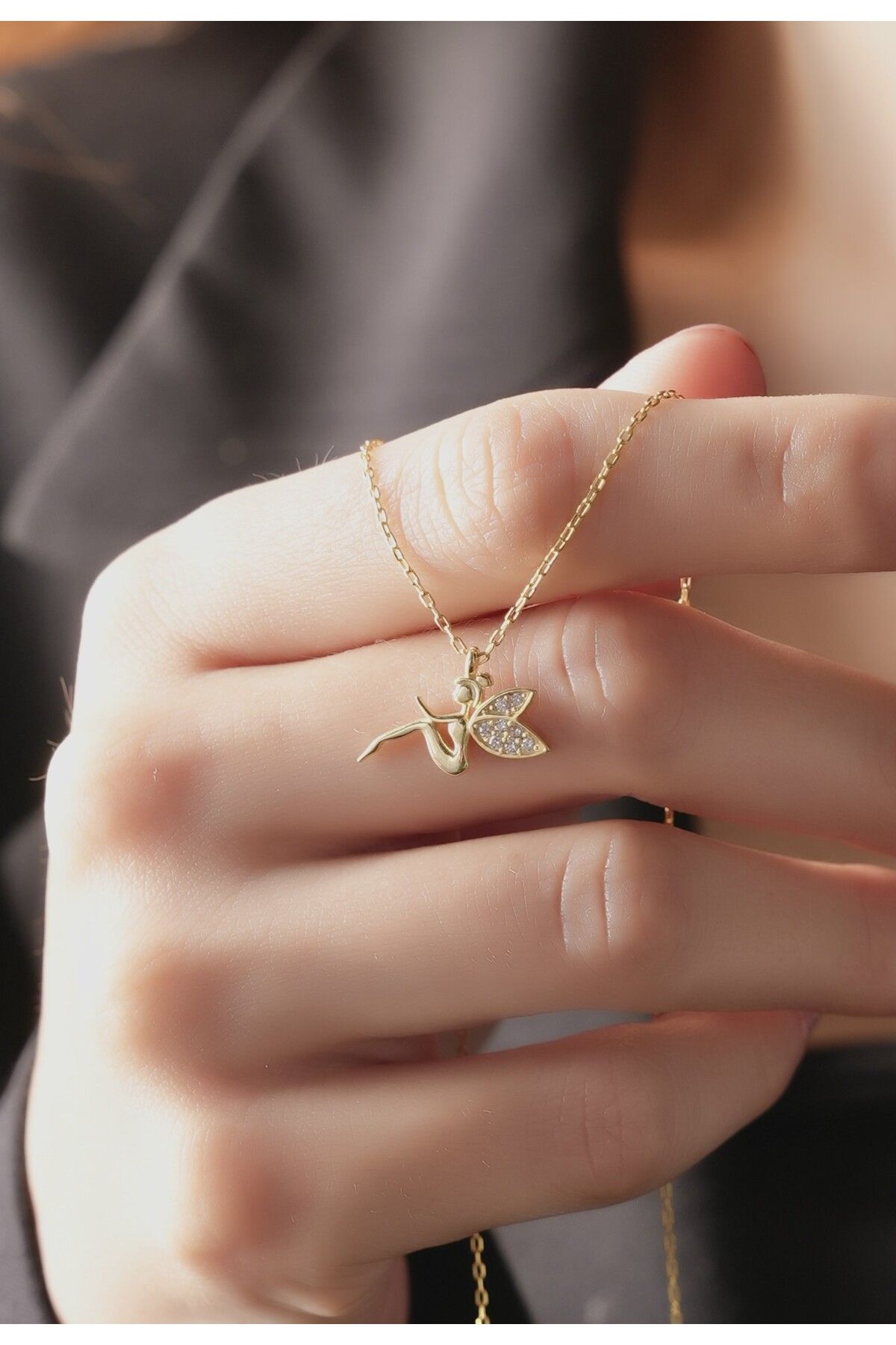 LİNOVE JEWELLERY Gümüş Peri Kolye, 925 Ayar Gümüş Üzeri 14K Altın Kaplama Kolye, Melek Kolye, Perili Kadın Kolye,