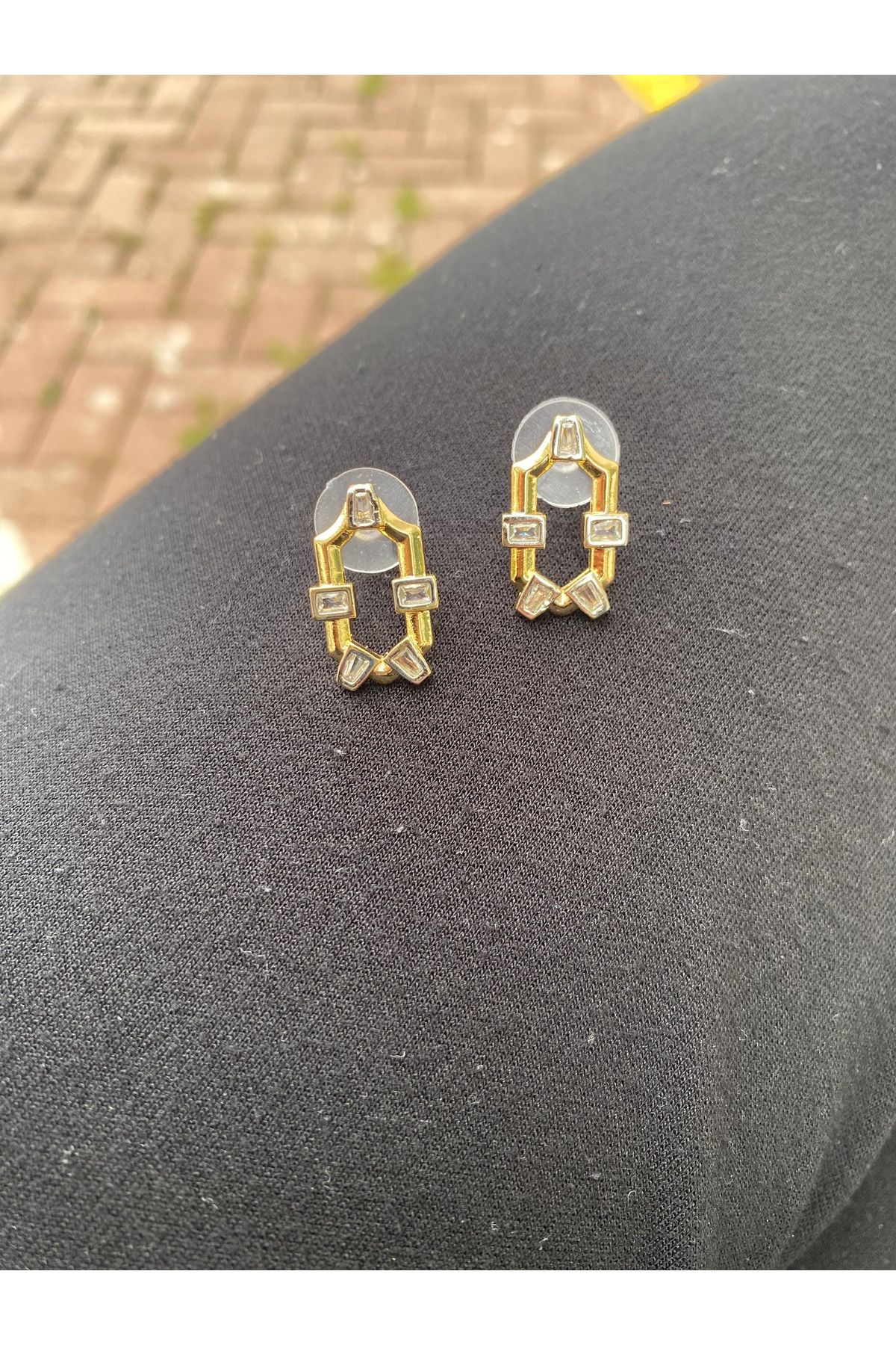 DESİGN Sisters Accessories Özel Tasarım Zirkontaş Detaylı Küpe