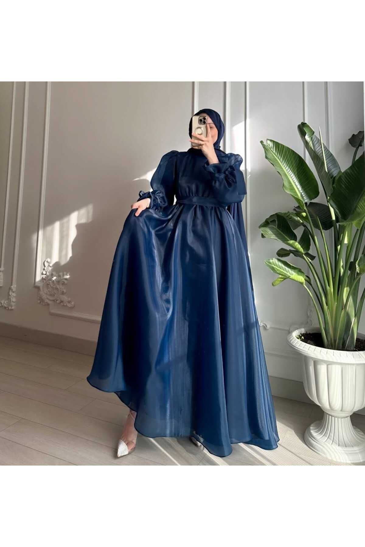 İnci helen model tesetür abiye