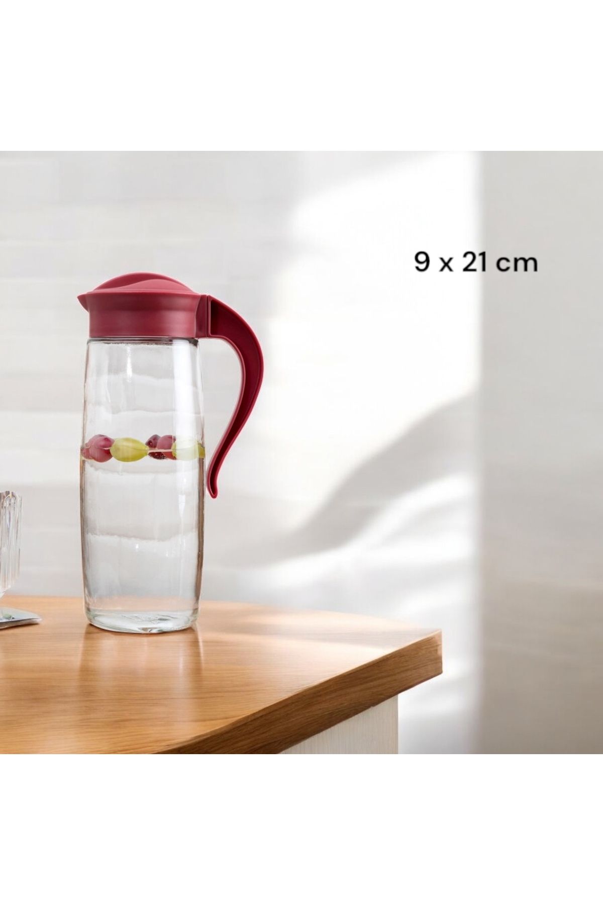 Madame Coco Su Sürahi Ensava Sofra Karaf Carmen Kırmızı / 1600 ml