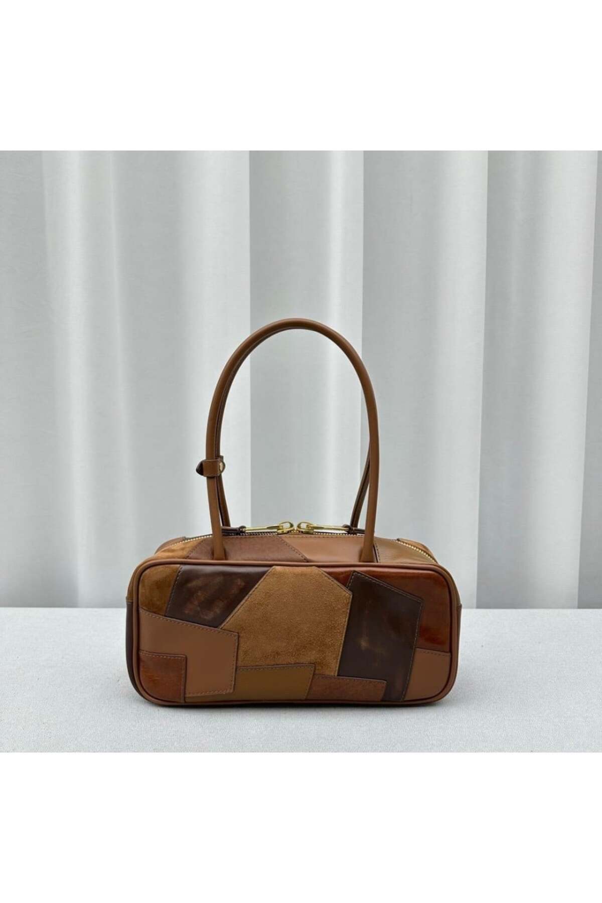 Miu Miu-Luxury Miu Miu shoulder bag with accessories 1
