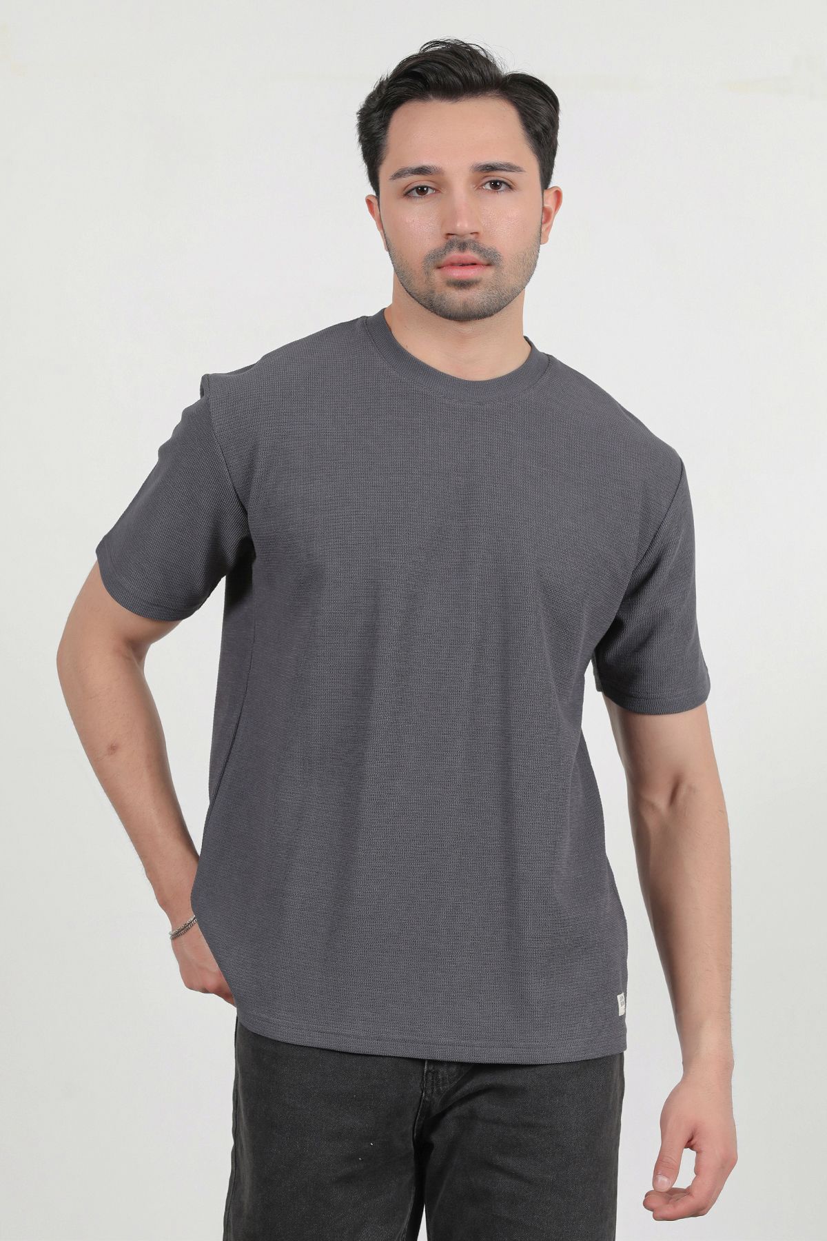 JB John Borners Erkek Bisiklet Yaka Pamuklu Dokulu Oversize T-Shirt Antrasit - 2917