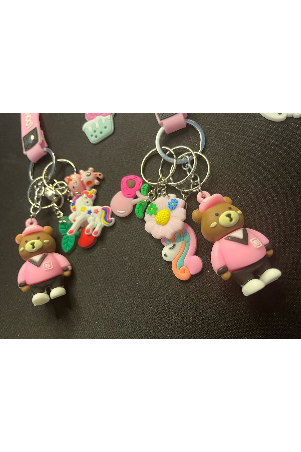 Antin Kuntin Şanslı Ayı 3D Pembe Anahtarlık Charm Set 1 Adet 3D + 3 Adet Mini Anahtarlıkla Gelir