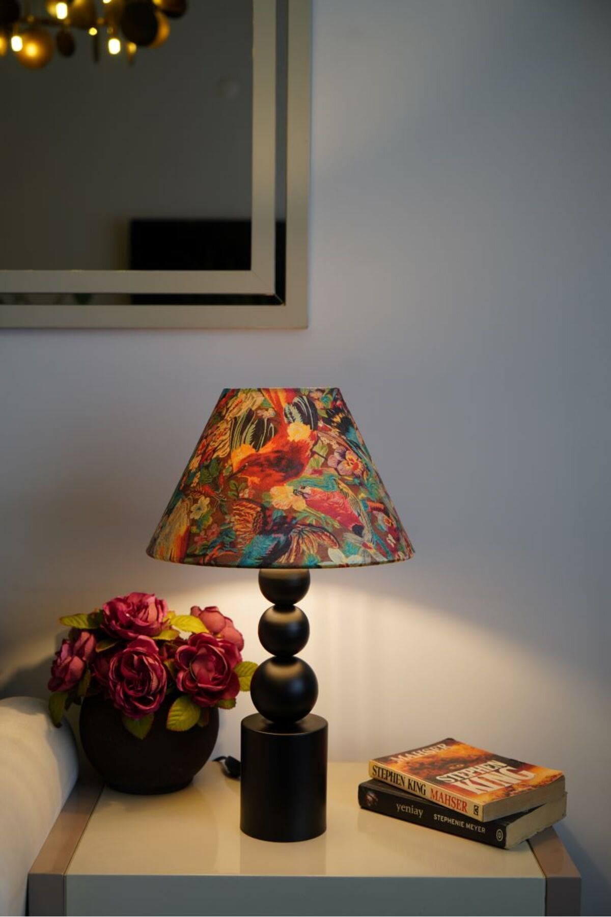 retro home design Özel Siyah Ayaklı Tavus Kuşu Kadife Kumaşlı Konik Dekoratif Abajur Yatak Odası Salon