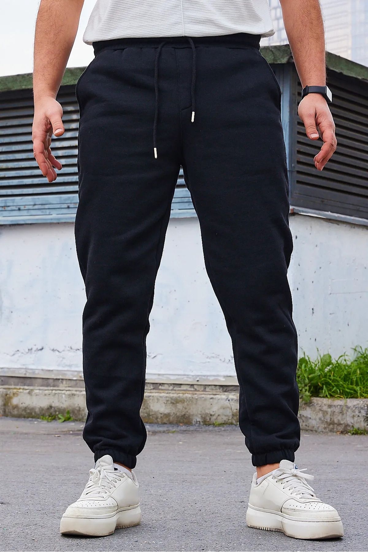 LC Waikiki Yeni Sezon Siyah Beli Lastikli Düz Jogger Yazlık Eşofman Altı Rahat Kesim Premium
