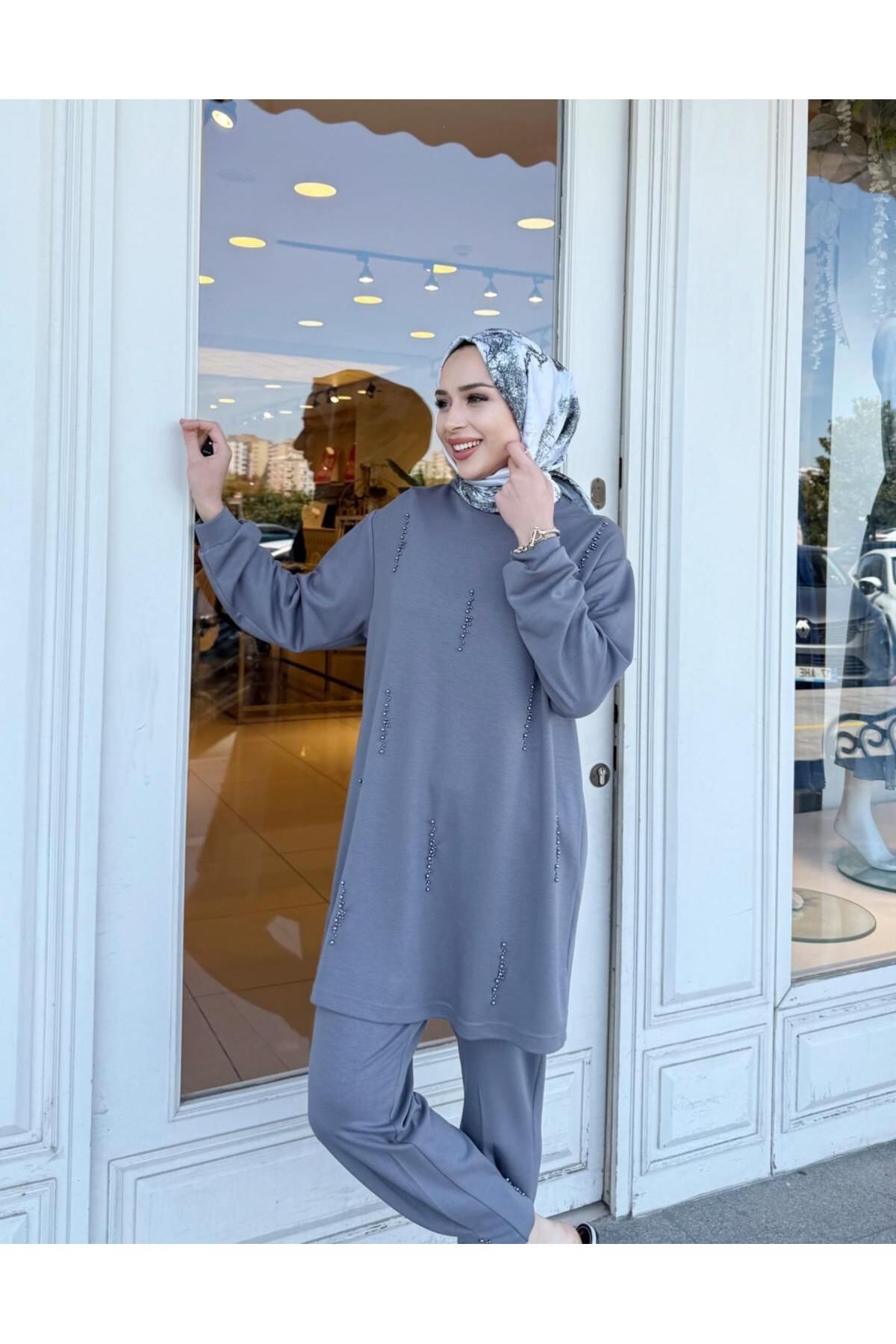 Hare Butik NOPPE İNCİ DETAY BASİC SWEAT