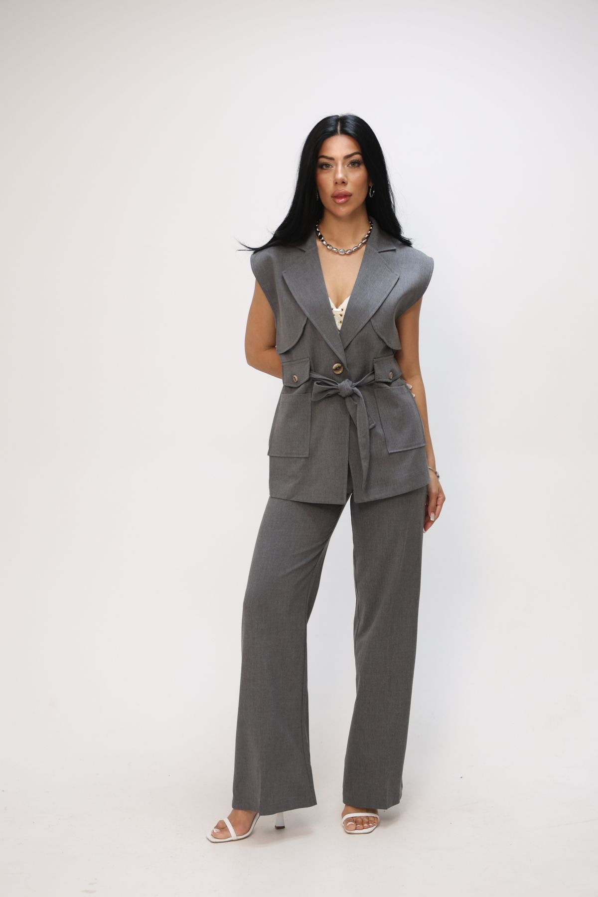 Nesil-Aller Detailed Belted Vest 3