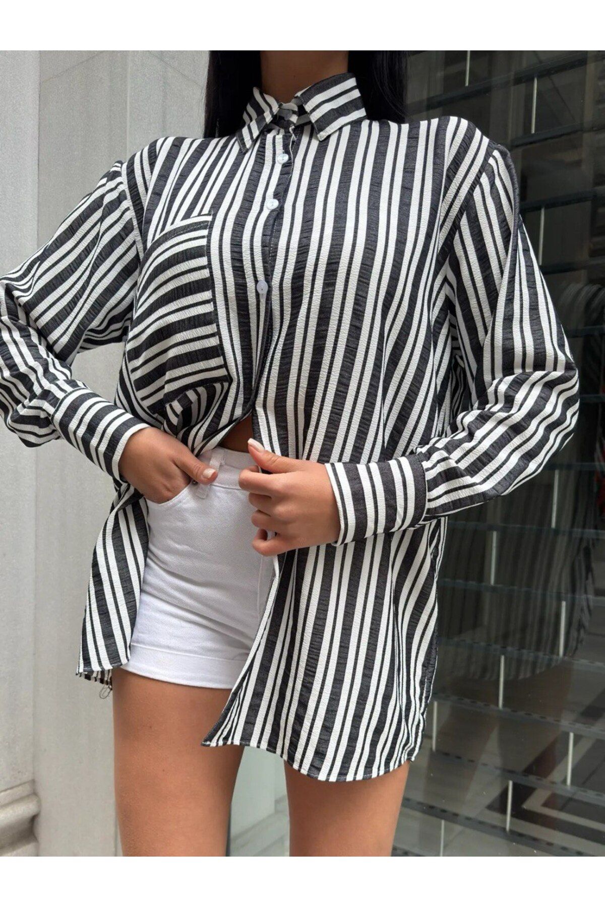 Butik GOFRE KETEN ÇİZGİLİ OVERSİZE GÖMLEK