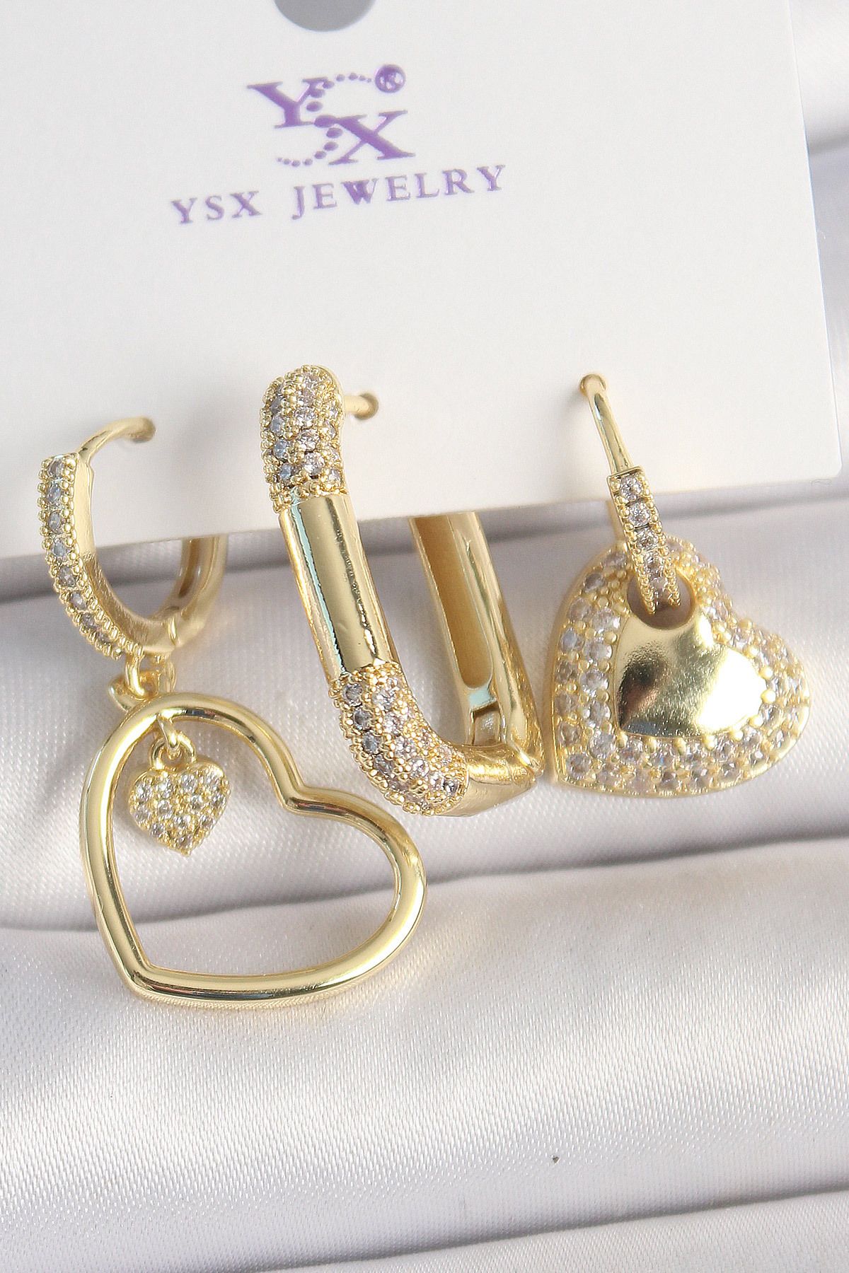 Clariss Pirinç Gold Renk Zirkon Taşlı Sallantı Kalp Model 3'Lü Kadın Kombin Küpe