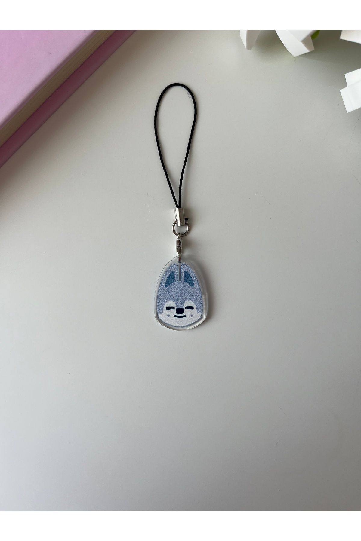 Hara Company Stray Kids SKZOO Wolf Chan Lightstick Telefon Charm / Termos Süsü