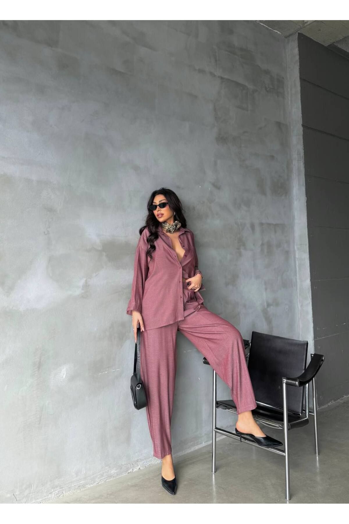 Castivo Fashion Cepli Dökümlü Oversize Gömlekli Beli Lastikli Takım