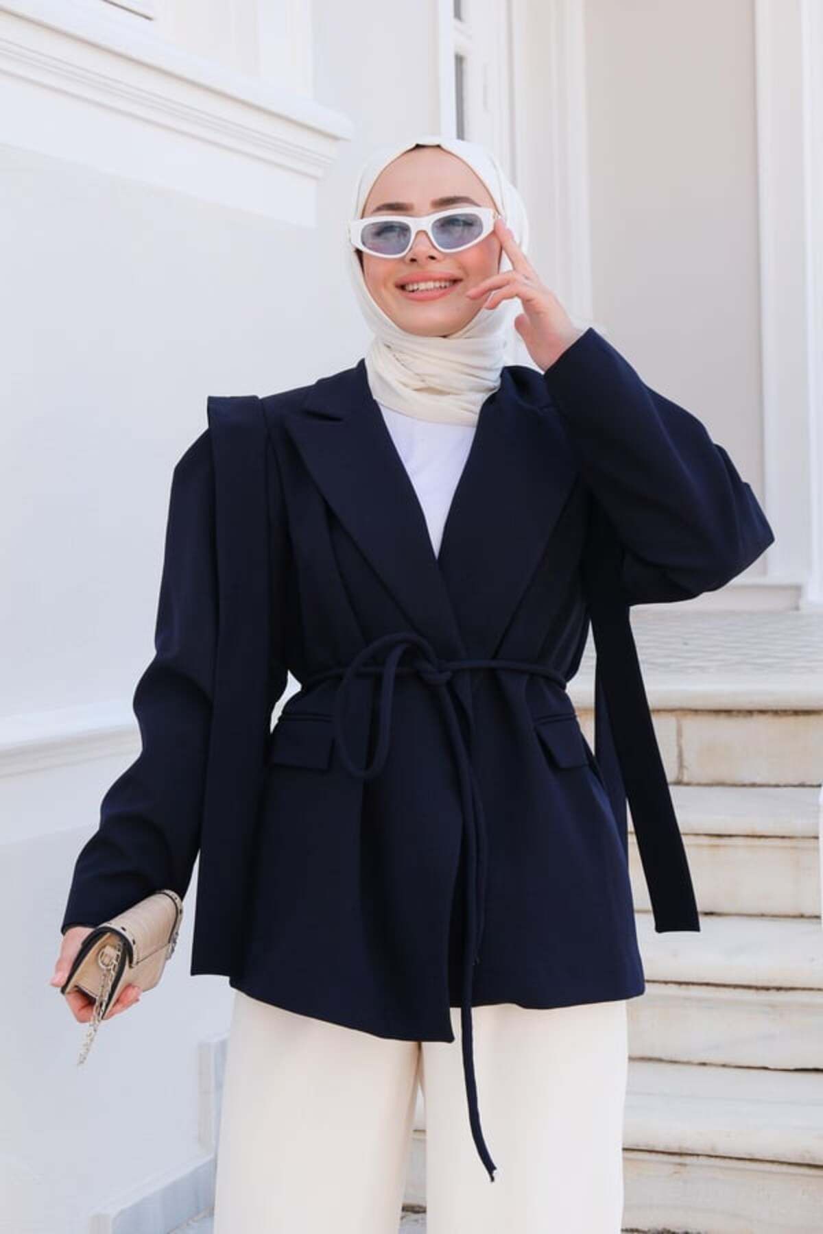 EMİRA LİFE Kadın Oversize Blazer Ceket Kuşaklı Omuz Detaylı