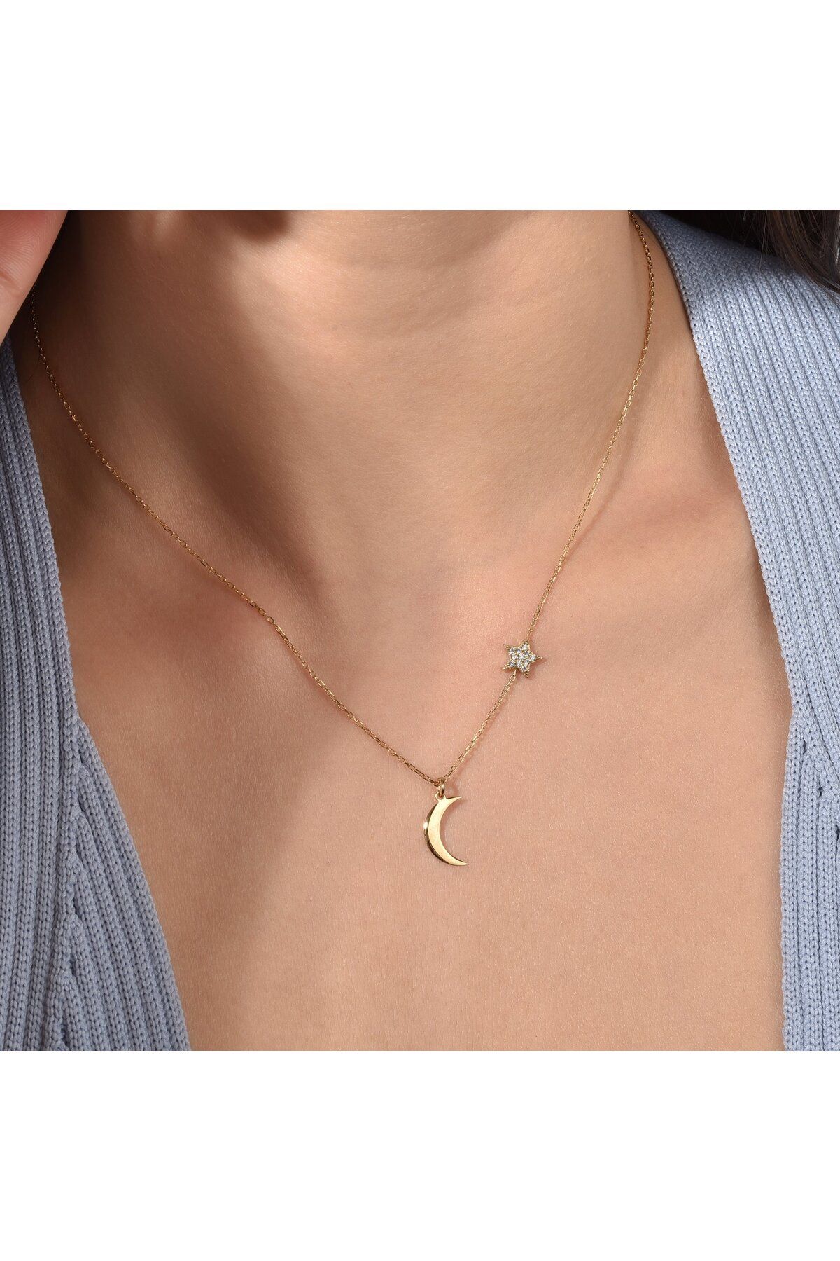 Nox Jewelry 14 Ayar Altın Kaplama Zarif Ay ve Yıldız Gümüş Kolye - CNS00622