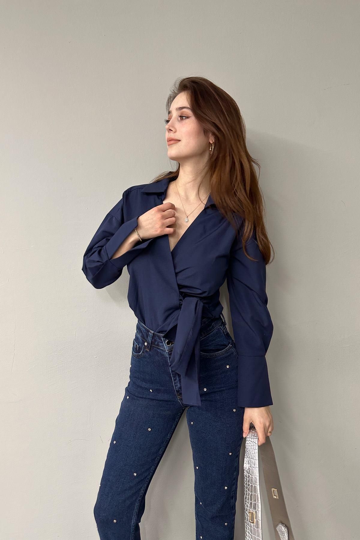lizge giyim-Crossed Collar Shirt with Front Tie 2