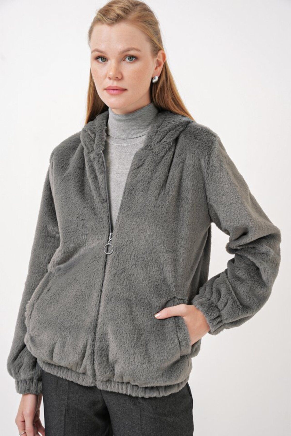 ARUZ MODA 5091 Kapşonlu Kürklü İçi Astarlı Mont - Antrasit