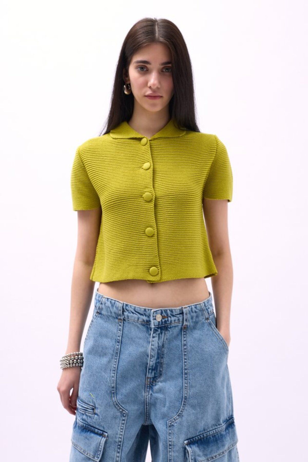 ARUZ MODA Bebe Yaka Düğmeli Bluz