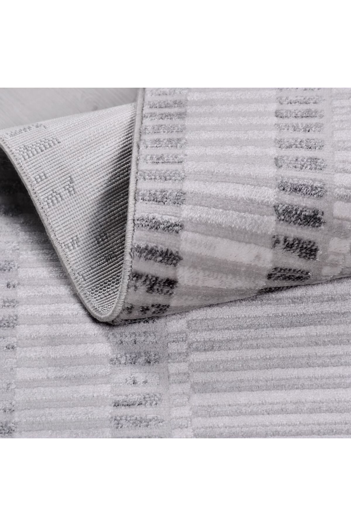Piala Home Gri Çizgi Desenli 8 mm Hav Yüksekliğinde Akrilik Halı