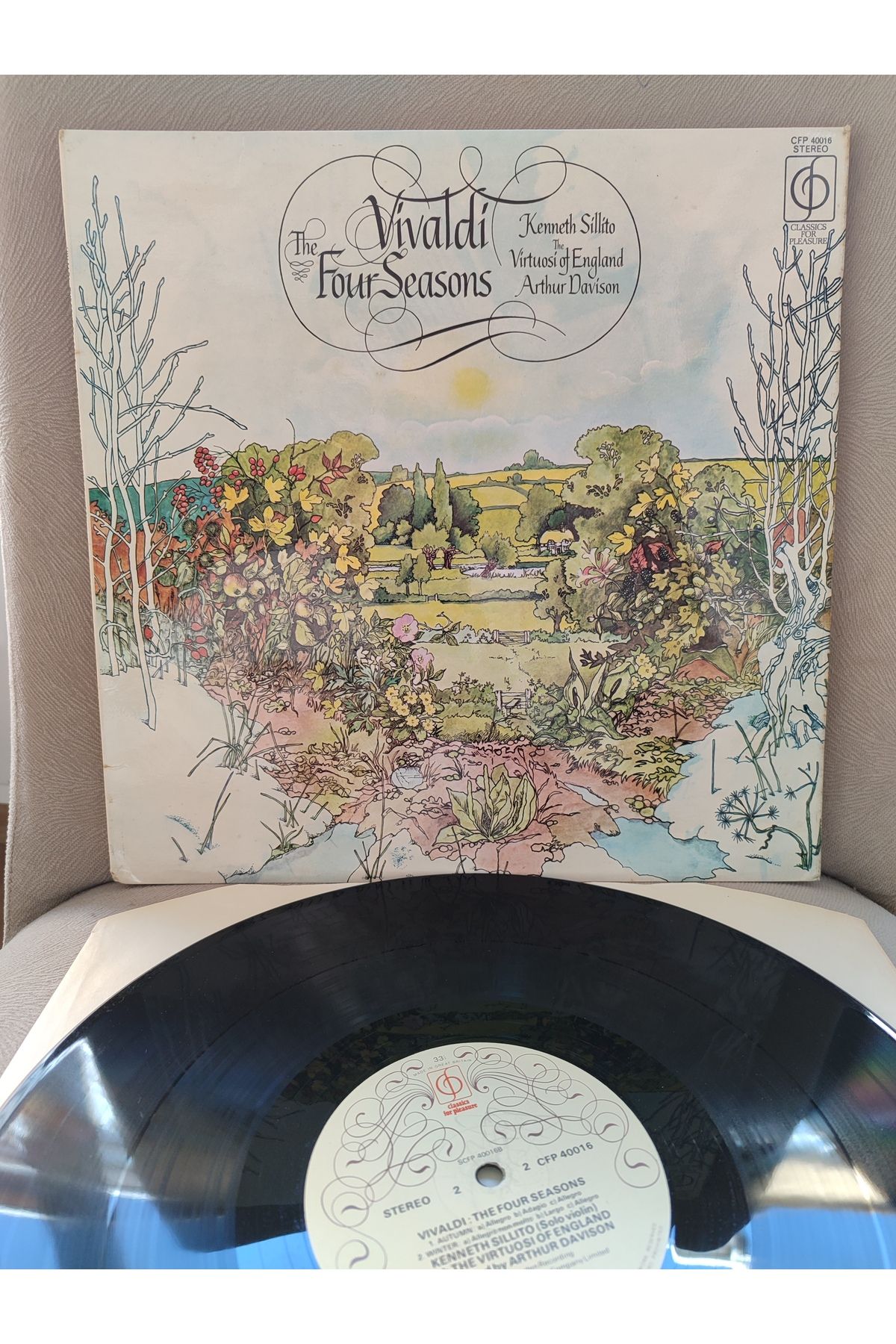 Plakperest VIVALDI - The Four Seasons - The Virtuosi of England 1973 İngiltere Basım Albüm 33 lük Plak 2.EL