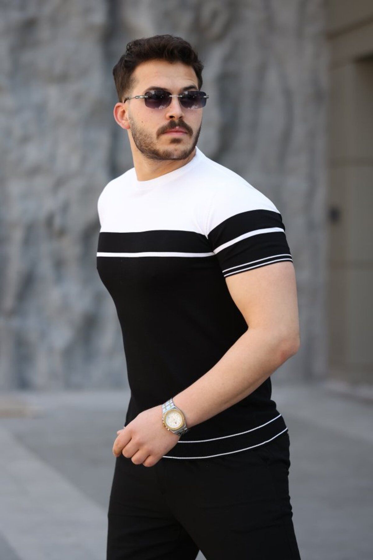 ARUZ MODA Gold Renk Zirkon Taşlı Kalp Figürlü Halka Küpe