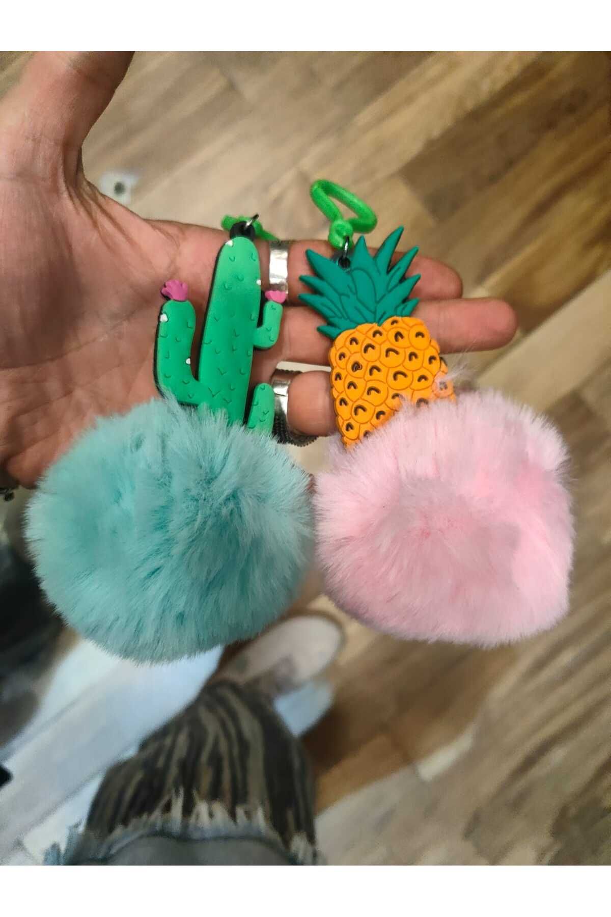 FG KONNİCHİWA PELUŞ ANANAS VE KAKTÜS SLİKON TÜYLÜ Anahtarlık Ponpon Anahtarlık Çanta Aksesuarı Süsü Yumuşak