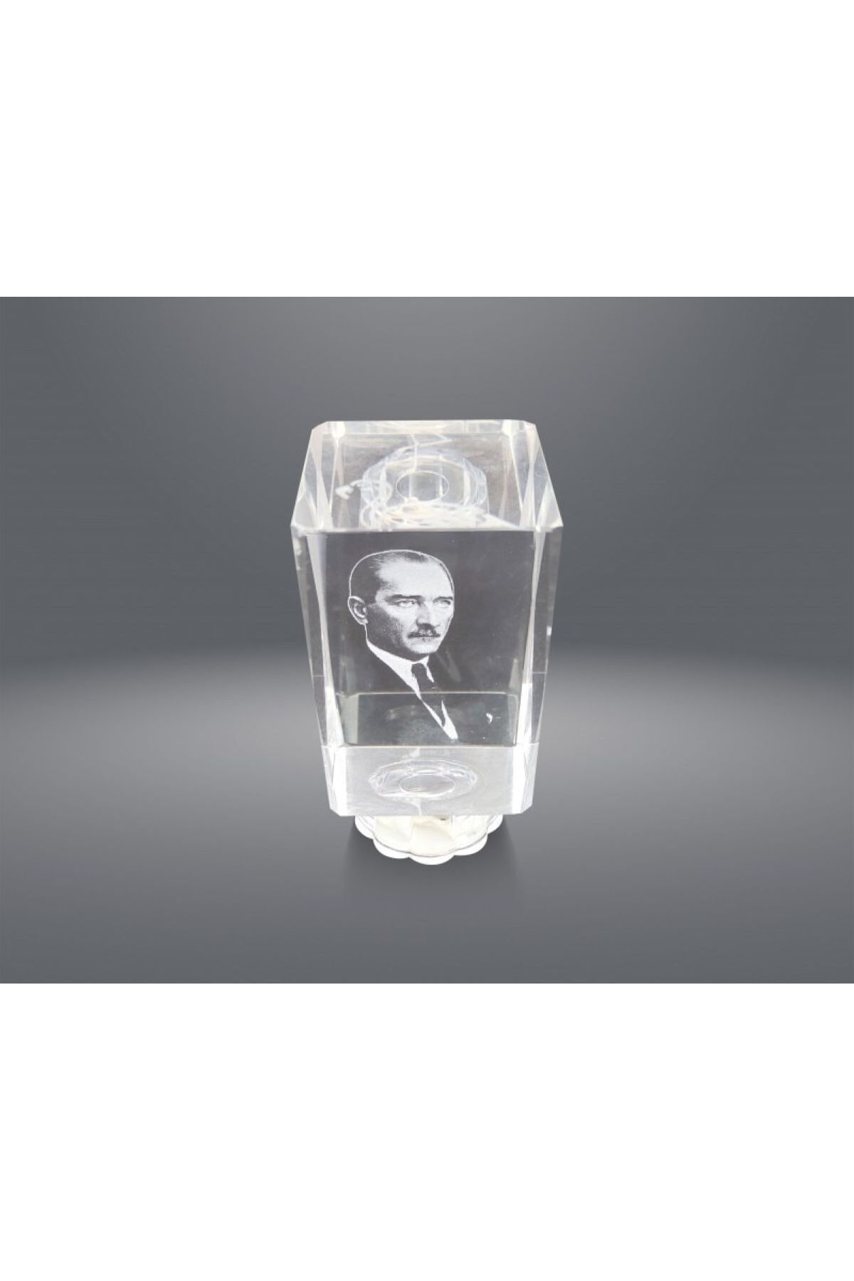 ALPJOY KRİSTAL IŞIKLI ATATÜRK BİBLO