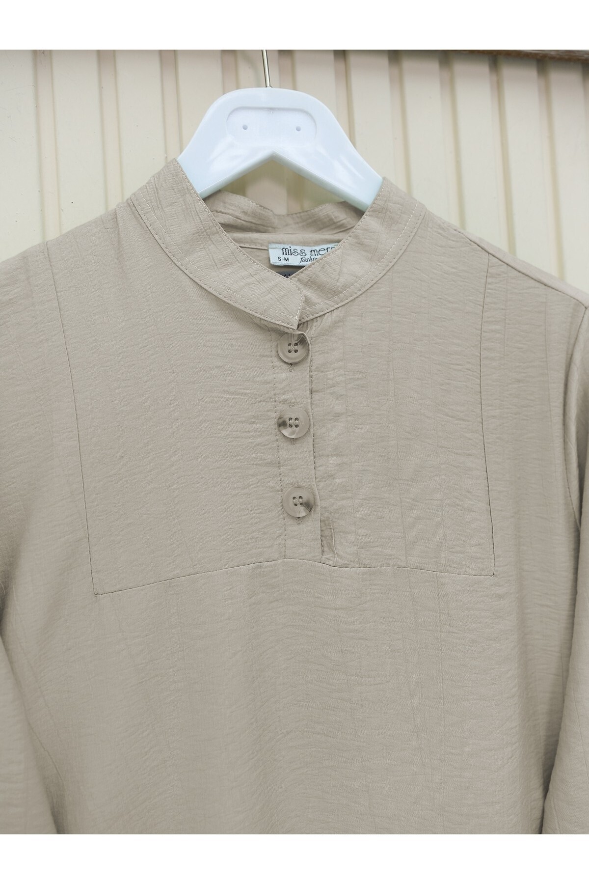 Modamorfo-Judge Collar Tunic with Button Detail on the Sides - Light Mink 3