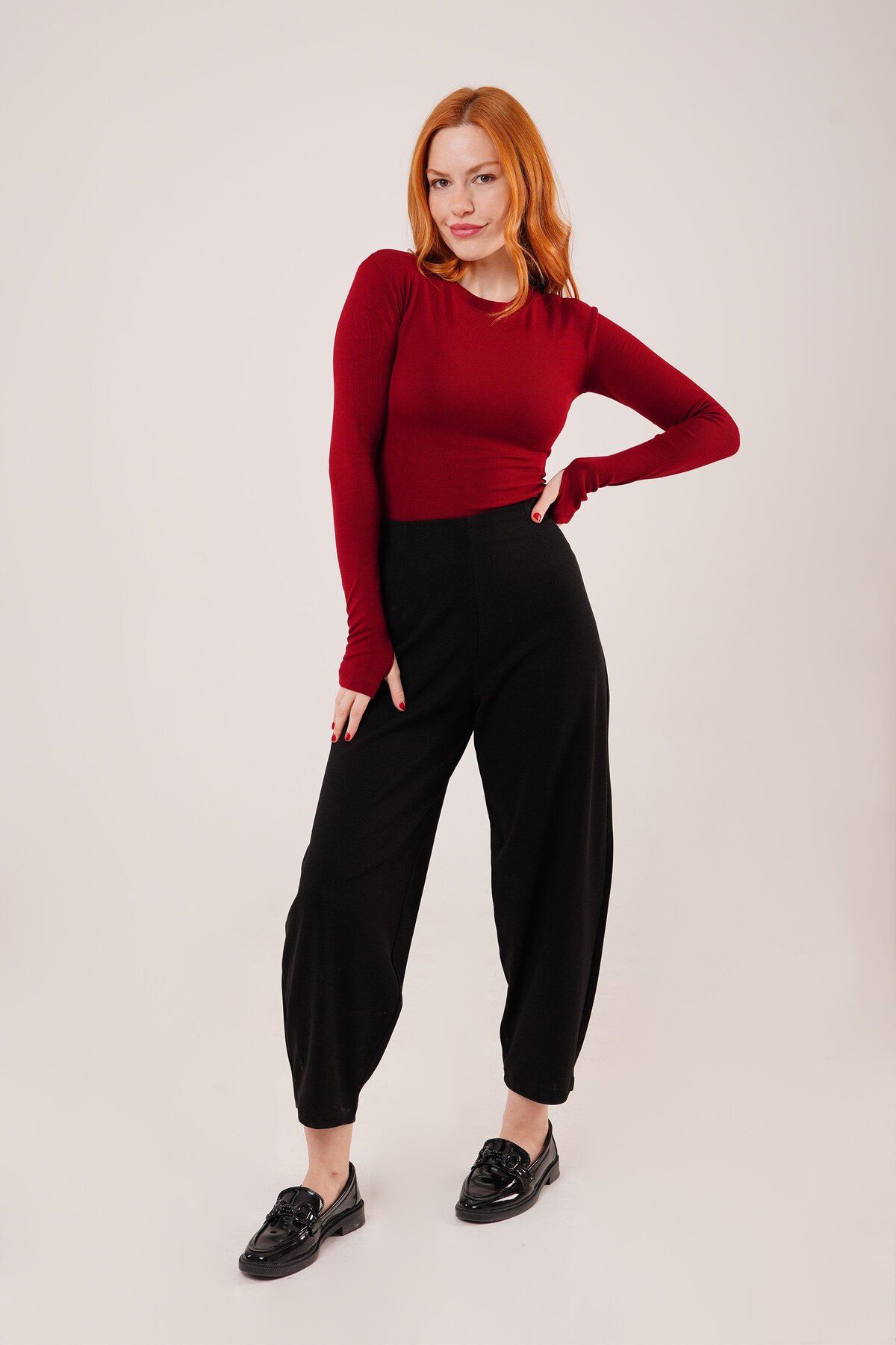 ARUZ MODA Havuç Kesim Siyah Pantolon