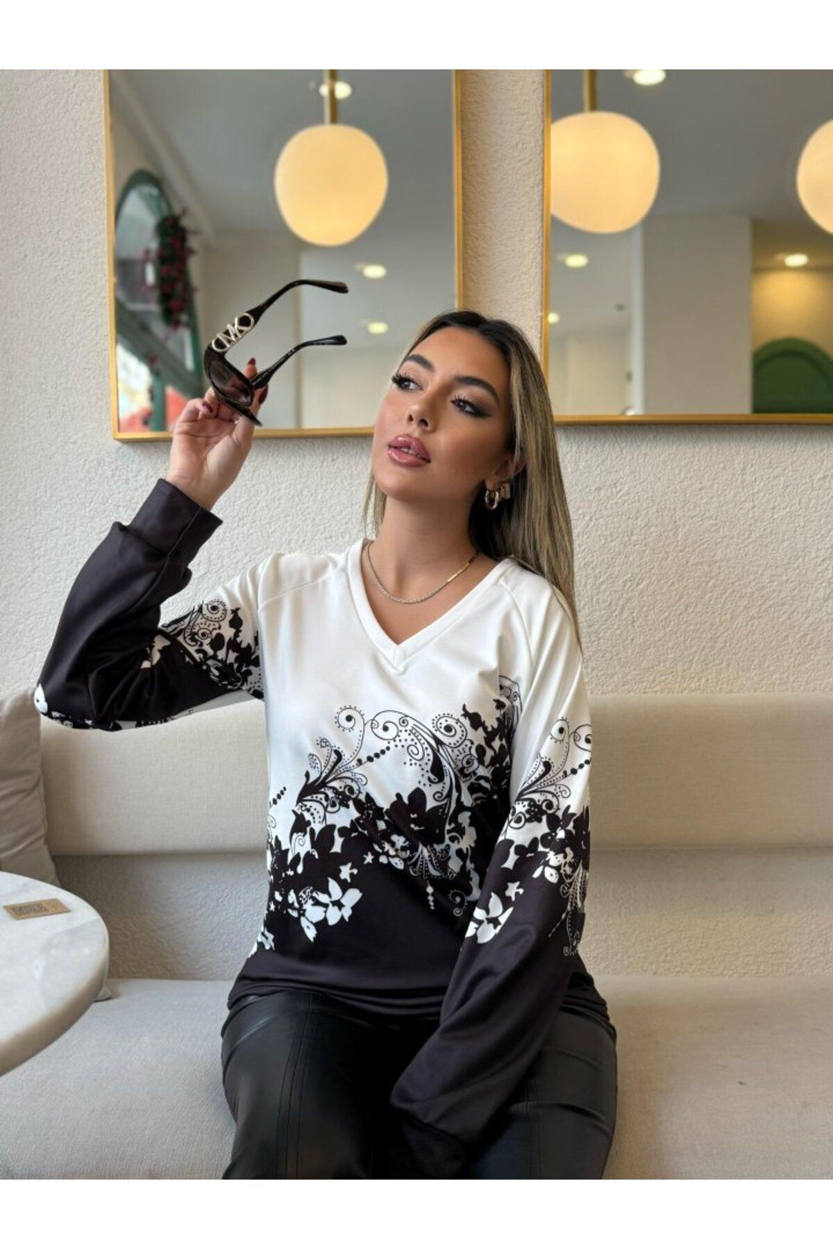 ARUZ MODA Kadın Uzun Kollu V Yakalı çiçek Baskılı şardonlu Dalgıç Bluz