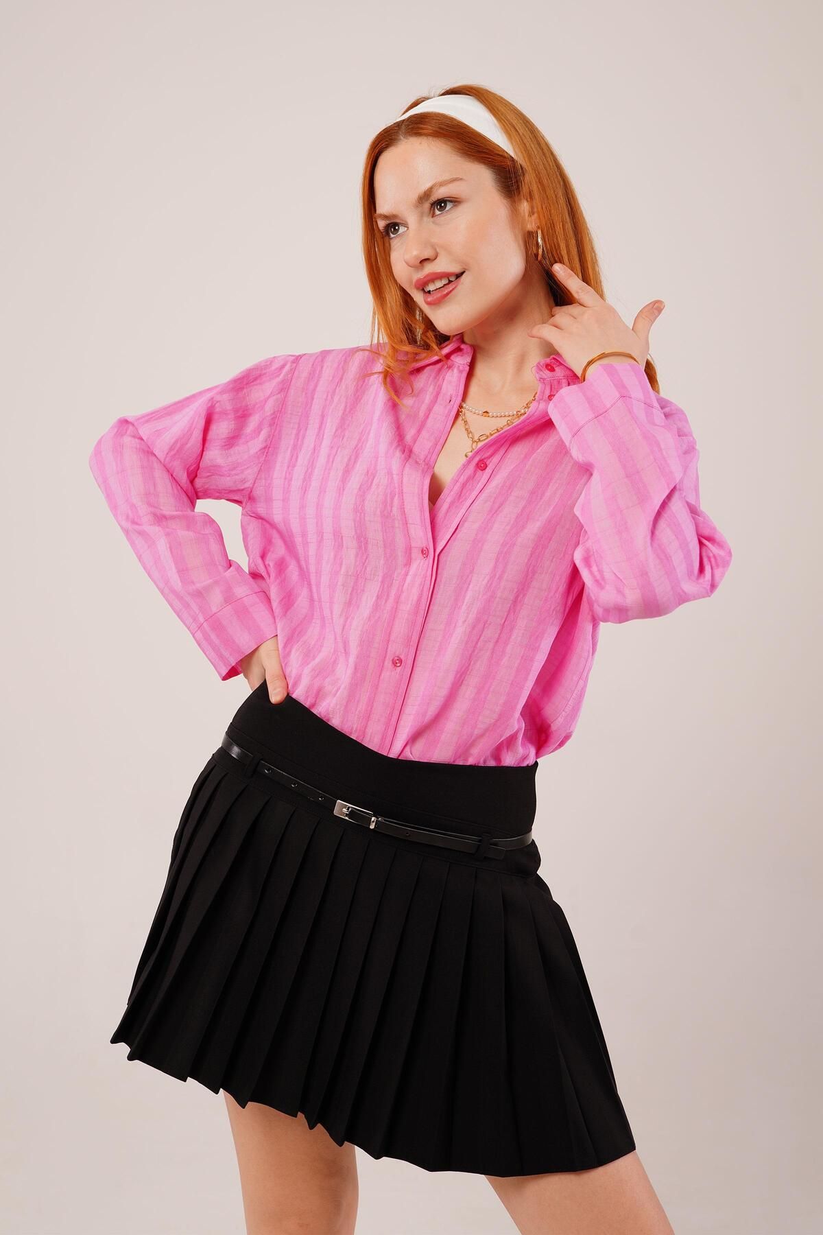 ARUZ MODA Düğmeli Ve Çizgi Detaylı Pembe Gömlek