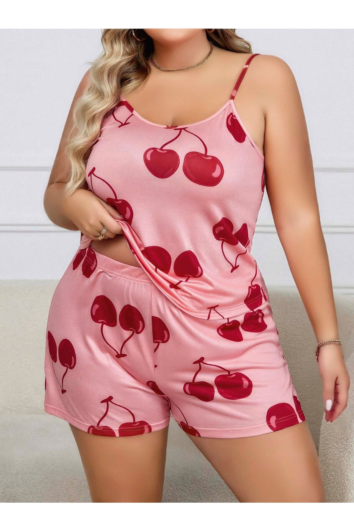 CNG fashion BÜYÜK BEDEN ASKILI BASKILI ŞORT CROP GECELİK PİJAMA TAKIMI
