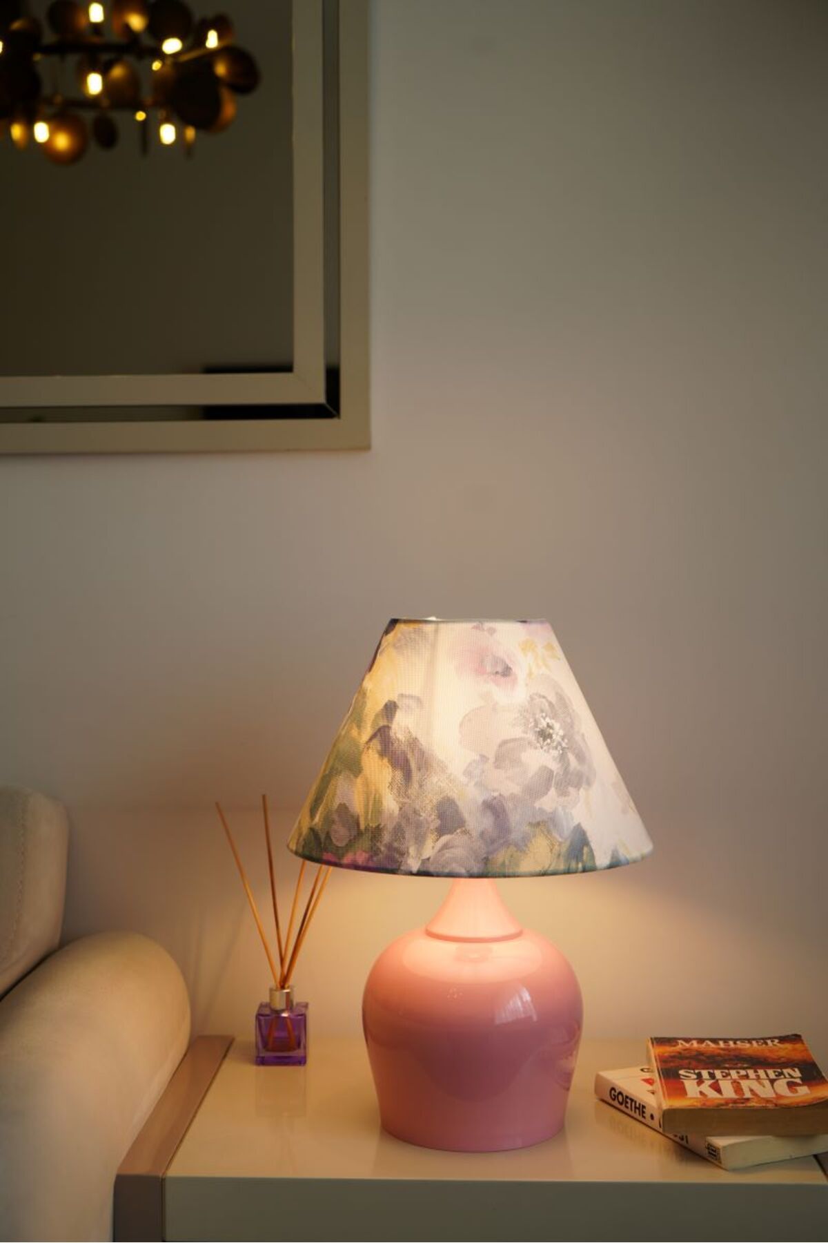 retro home design Pembe Ayaklı Mor Çiçek Baskılı Masa Lambası Abajur 1 Adet Salon Yatak Odası