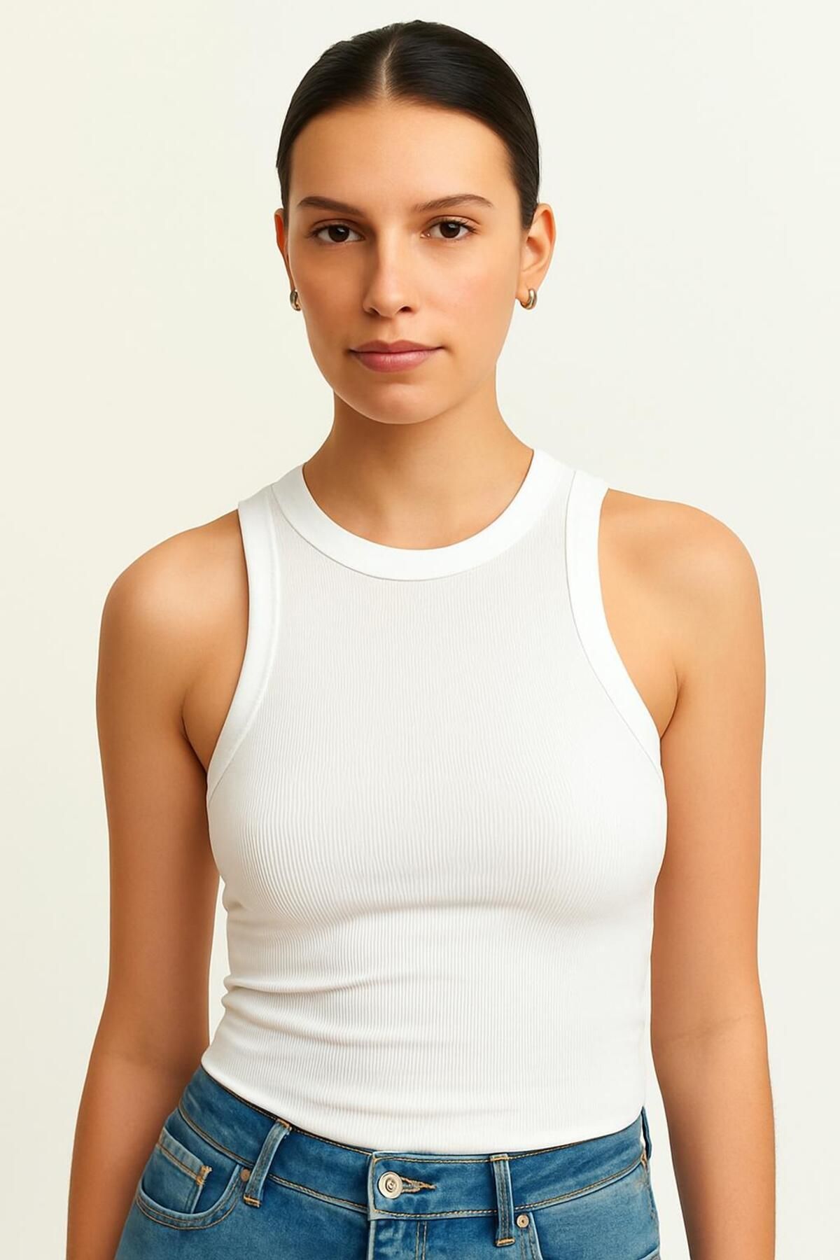 Ahsenbutik Kadın Beyaz Fitilli T-shirt Halter Yaka Örme Atlet