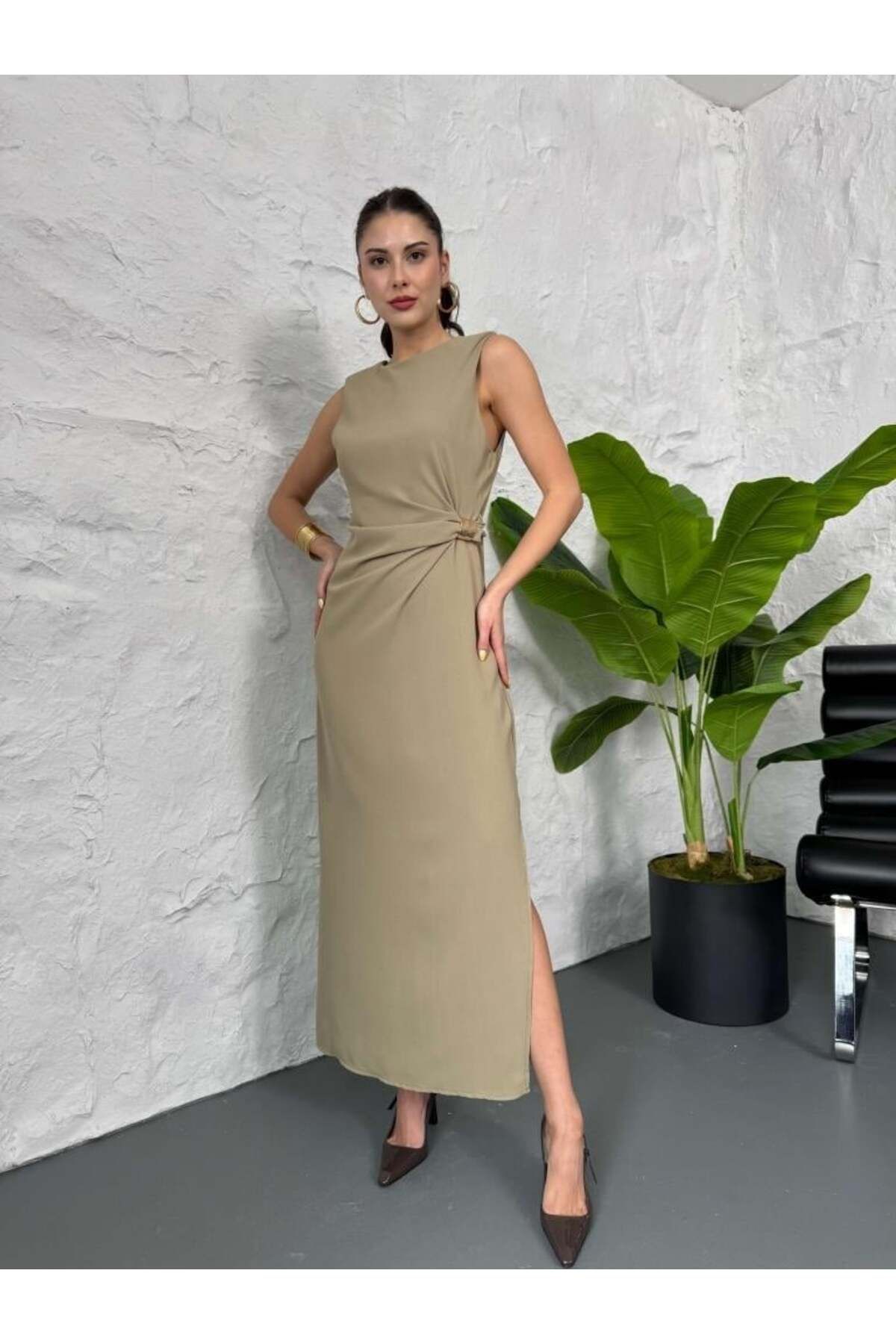 Lady Pixie Gold Tokalı Yırtmaç Detay Elbise