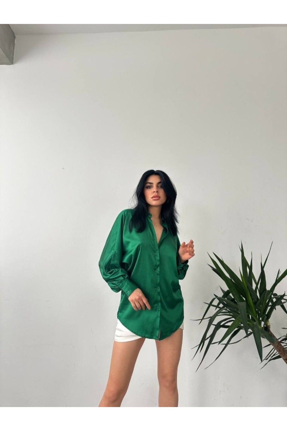 ARUZ MODA Dökümlü Saten Gömlek