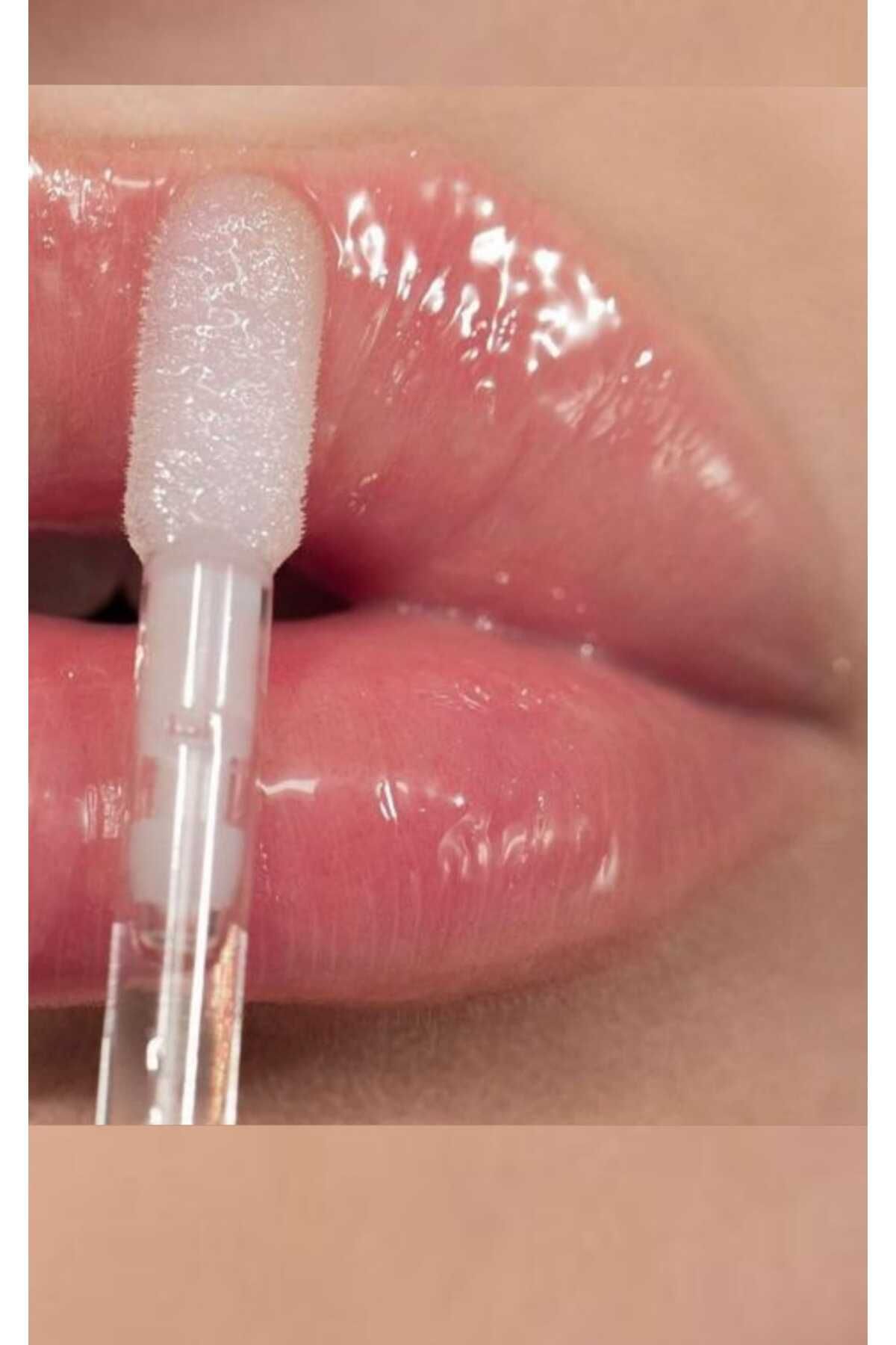 Qulaccia Lip Oil Besleyici ve Nemlendirici Dudak Parlatıcısı