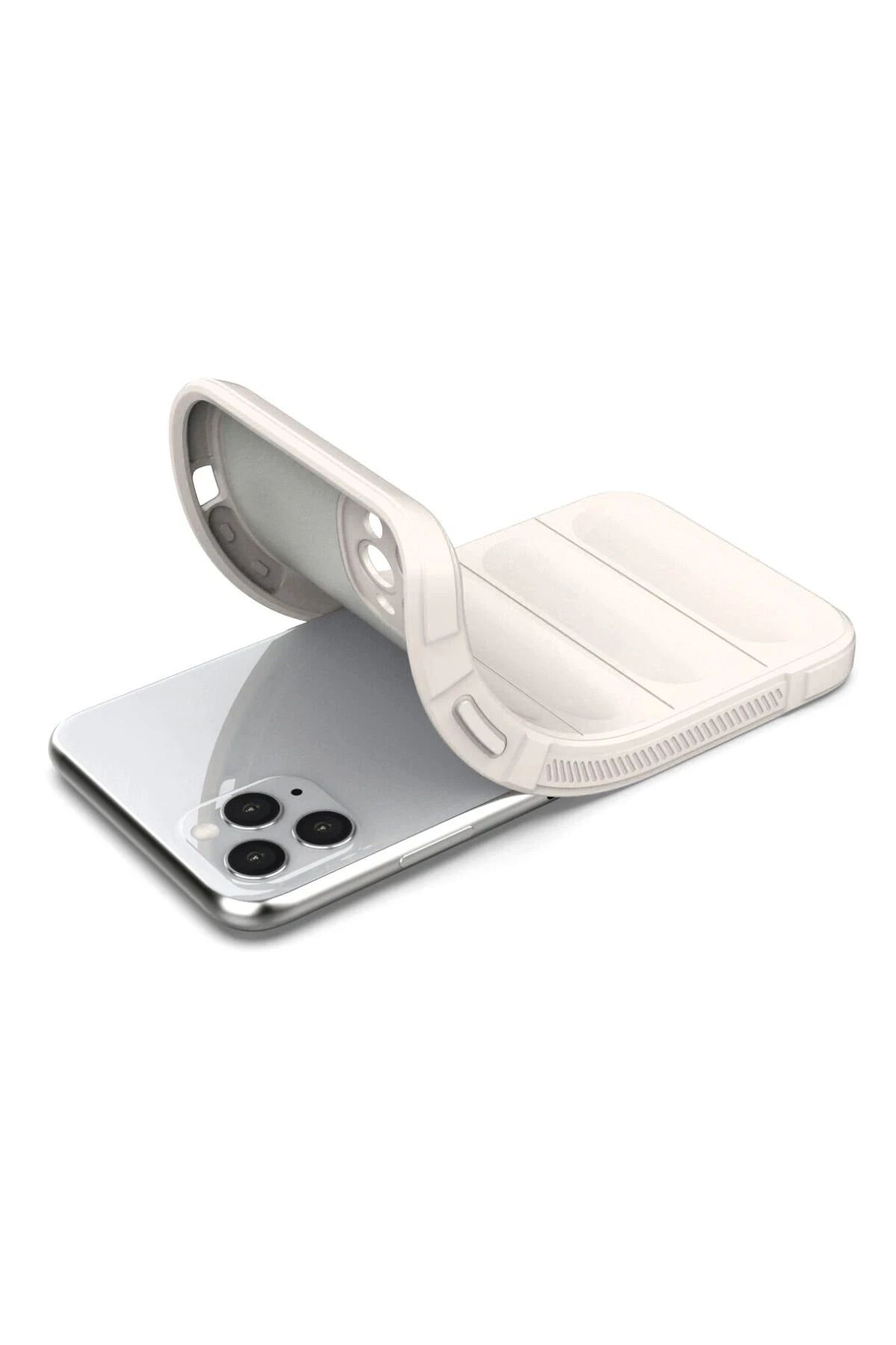 NewFace iPhone 11 Pro Max Kılıf Optimum Silikon - Krem BSTMY