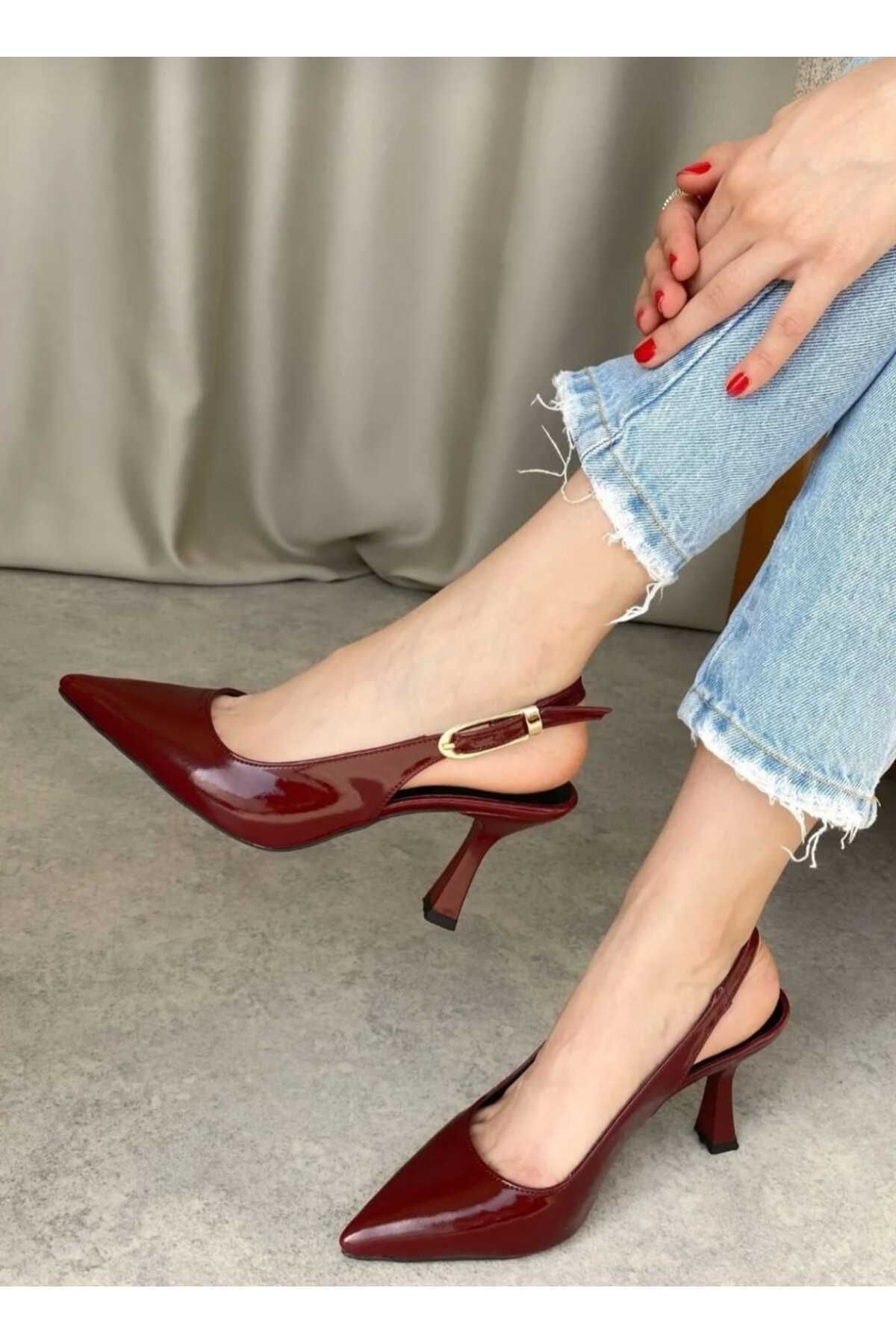 YOL YILDIZI yol yıldızı Kadın Tokalı Sivri Şık Topuklu Stiletto Ayakkabı