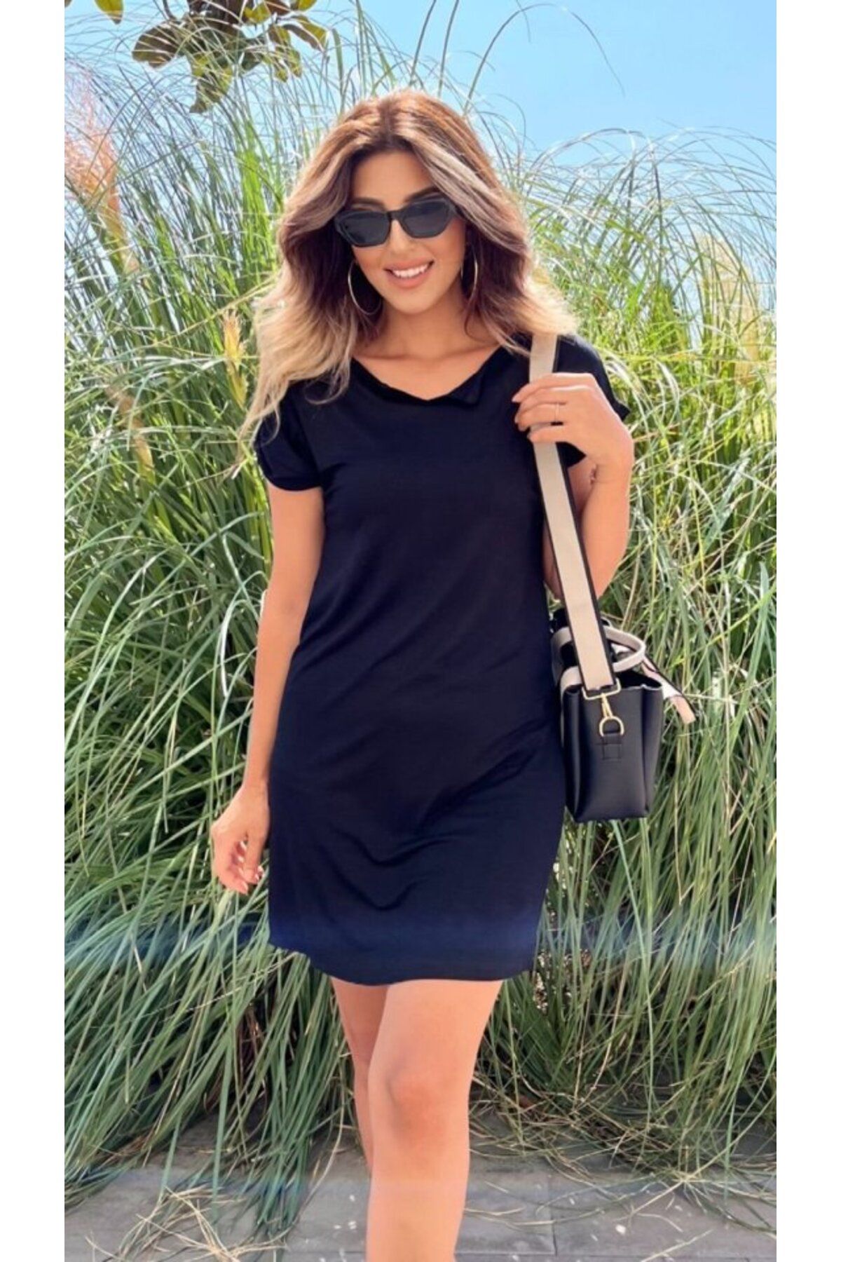 ARUZ MODA Kadın Kısa Kollu çentikli Yaka Viskon Mini Elbise