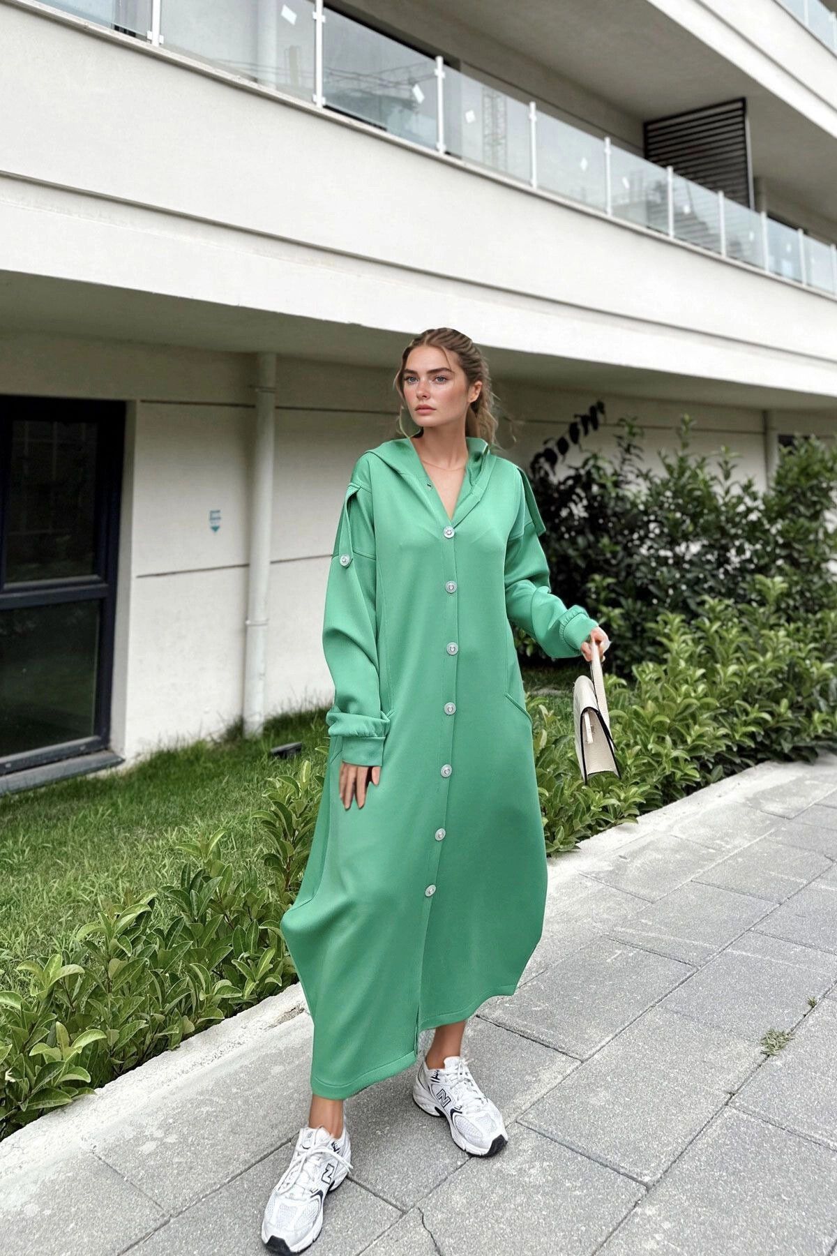 bacc Yeşil Kapüşonlu Oversize Elbise BCBSK-25700-3446
