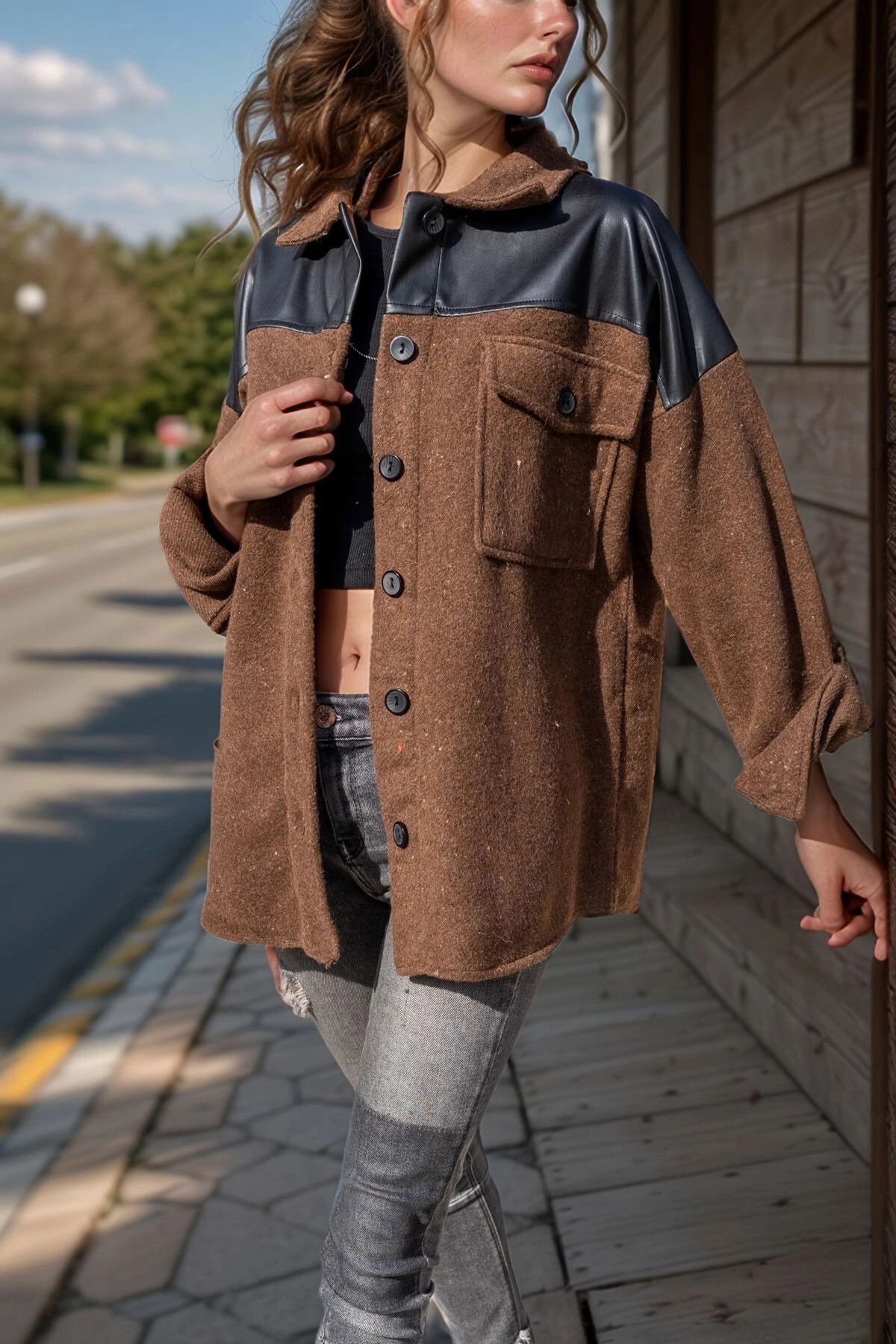 bacc Kahve Taş Deri Garnili Sırtı Baskılı Kaşe Oversize Ceket Gömlek BCBSK-25700-3289